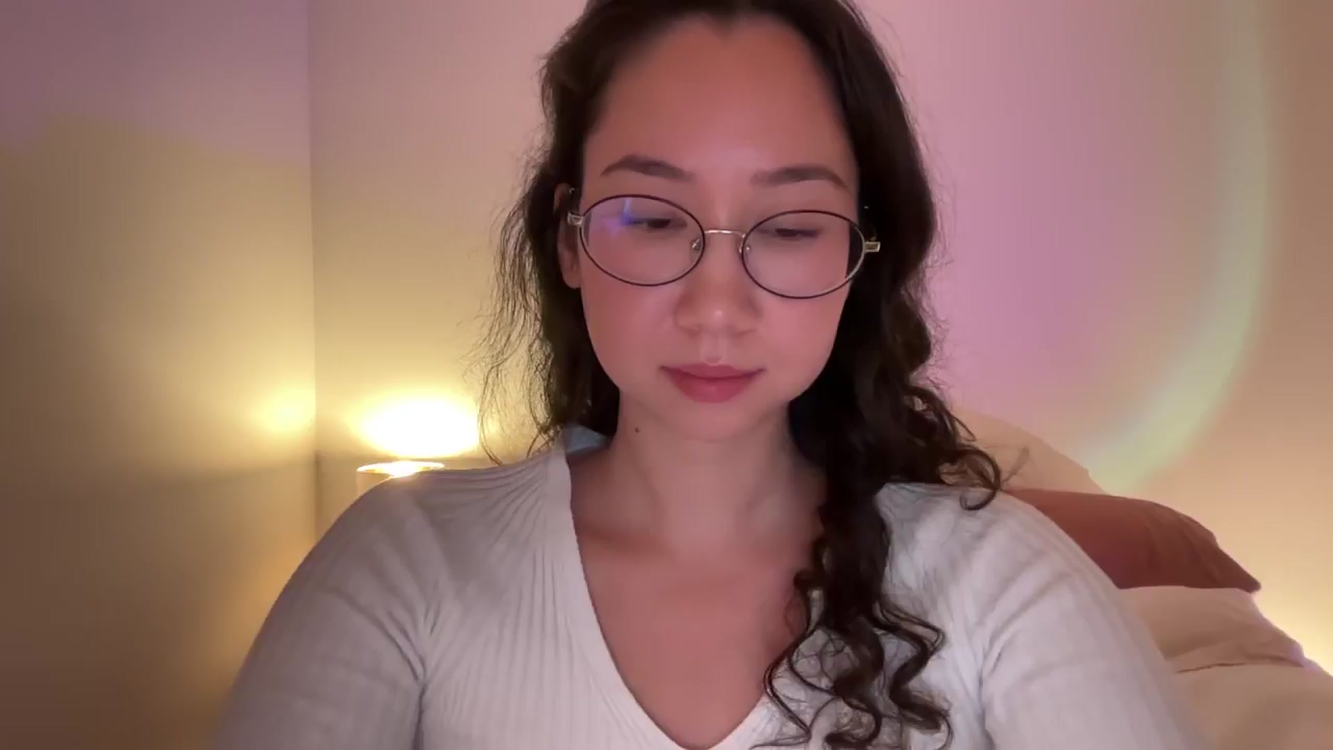 Gallery image thumbnail from cute_asian69's myfreecams stream on, 09/22/2024, 24:11 image 15 of 20