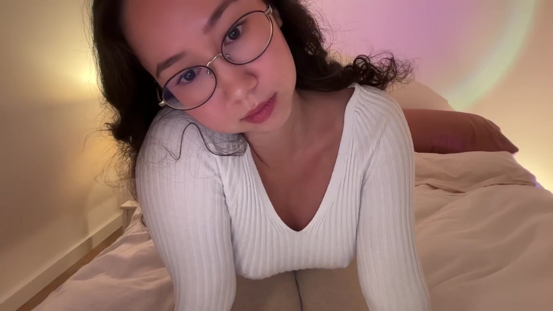 Gallery image thumbnail from cute_asian69's myfreecams stream on, 09/22/2024, 24:11 image 18 of 20