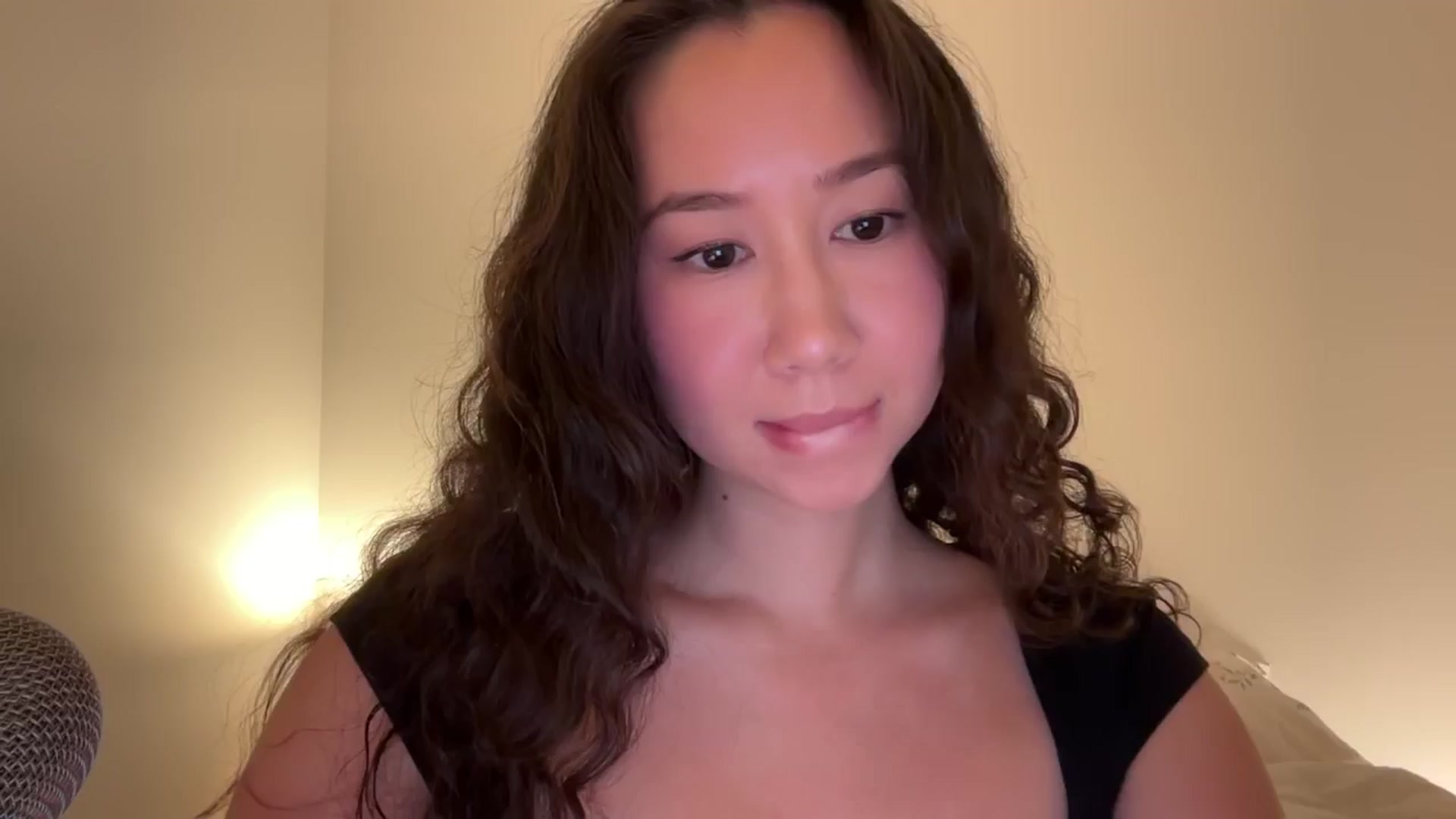 Gallery image thumbnail from cute_asian69's myfreecams stream on, 09/28/2024, 24:03 image 14 of 20