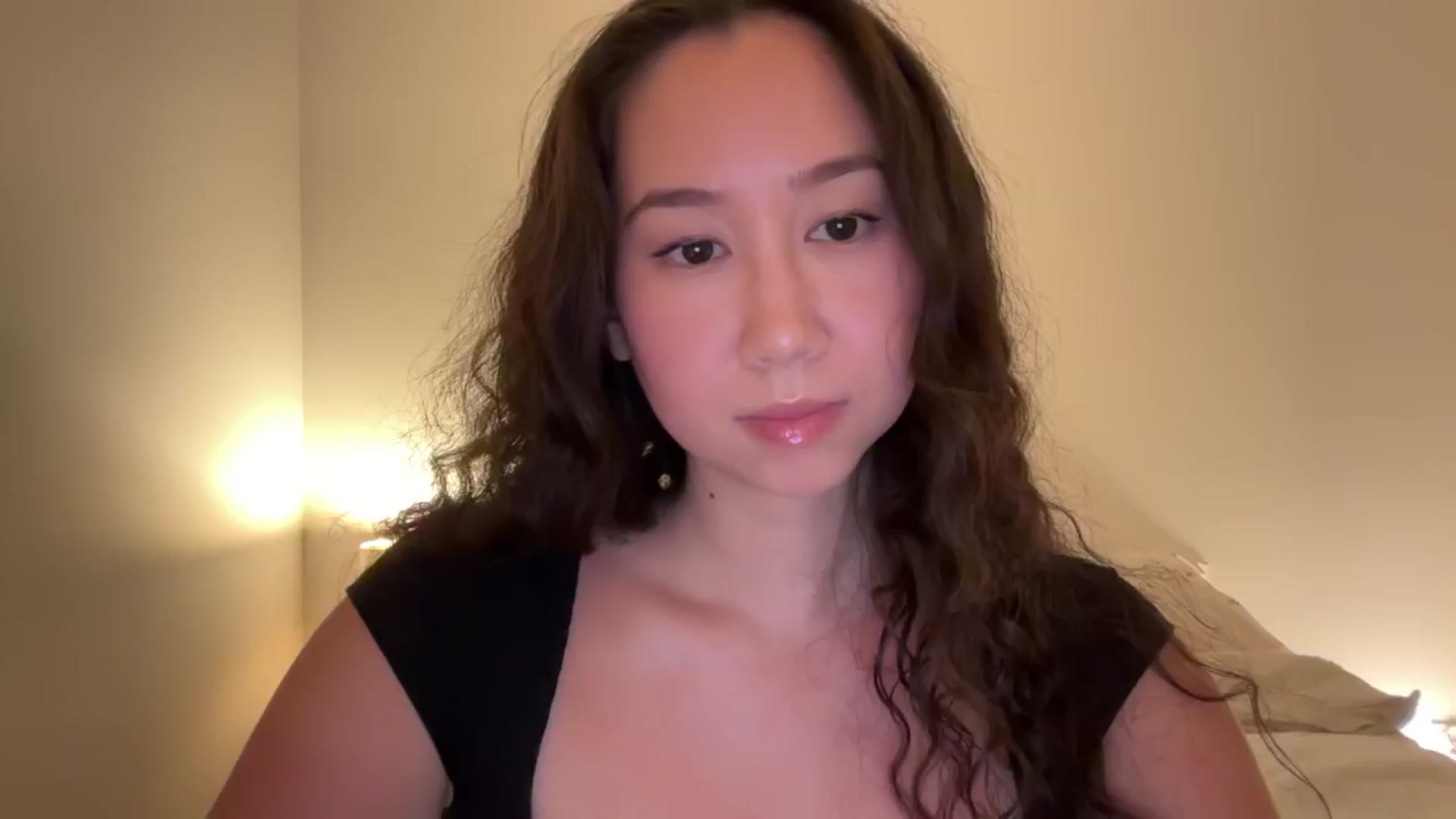 Gallery image thumbnail from cute_asian69's myfreecams stream on, 09/28/2024, 01:13 image 13 of 20