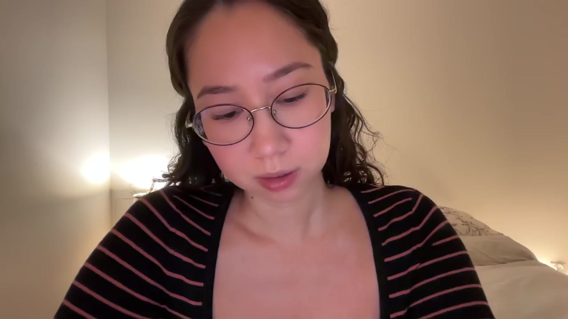 Gallery image thumbnail from cute_asian69's myfreecams stream on, 09/28/2024, 23:31 image 5 of 20