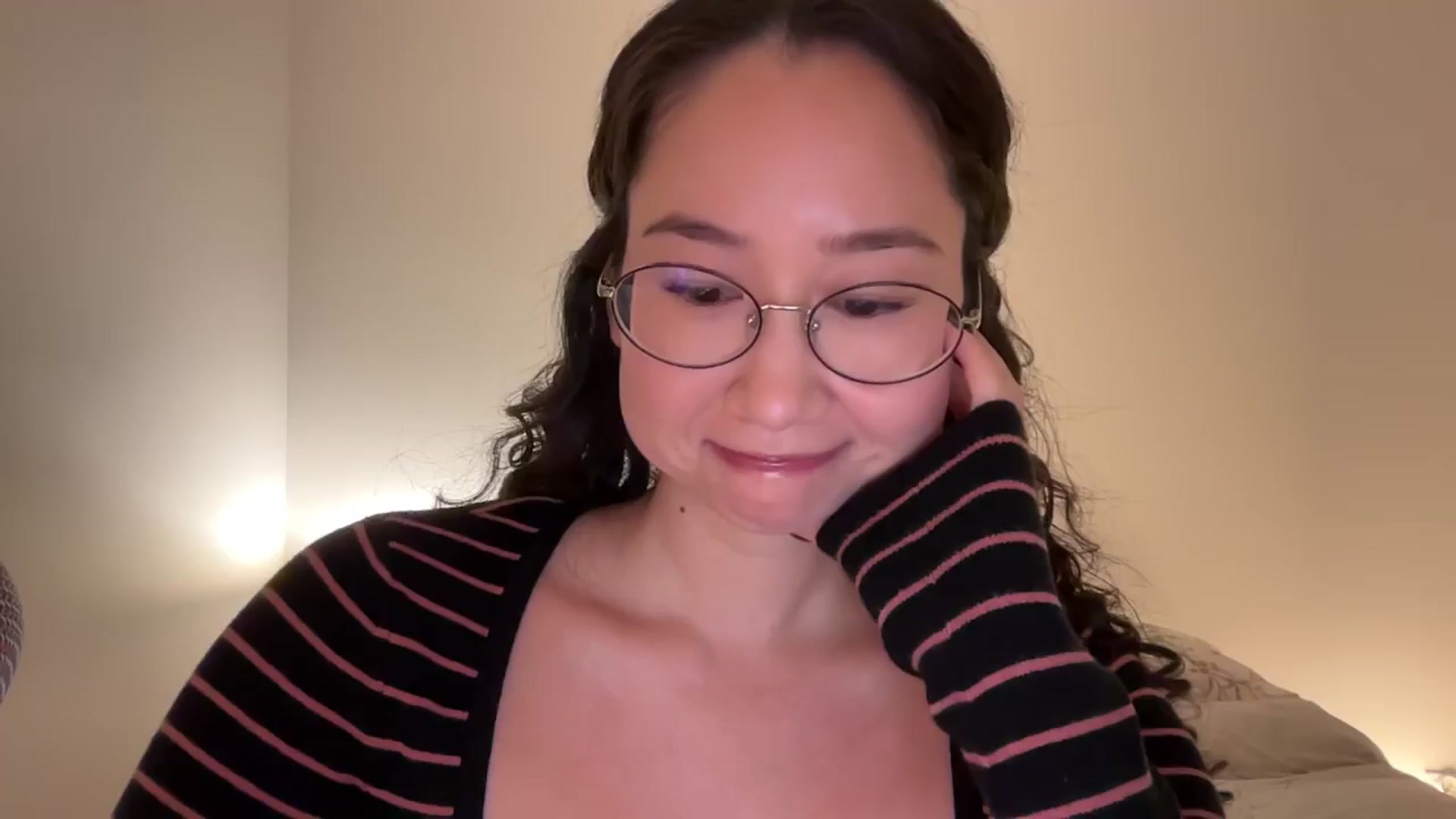 Gallery image thumbnail from cute_asian69's myfreecams stream on, 09/28/2024, 23:31 image 3 of 20