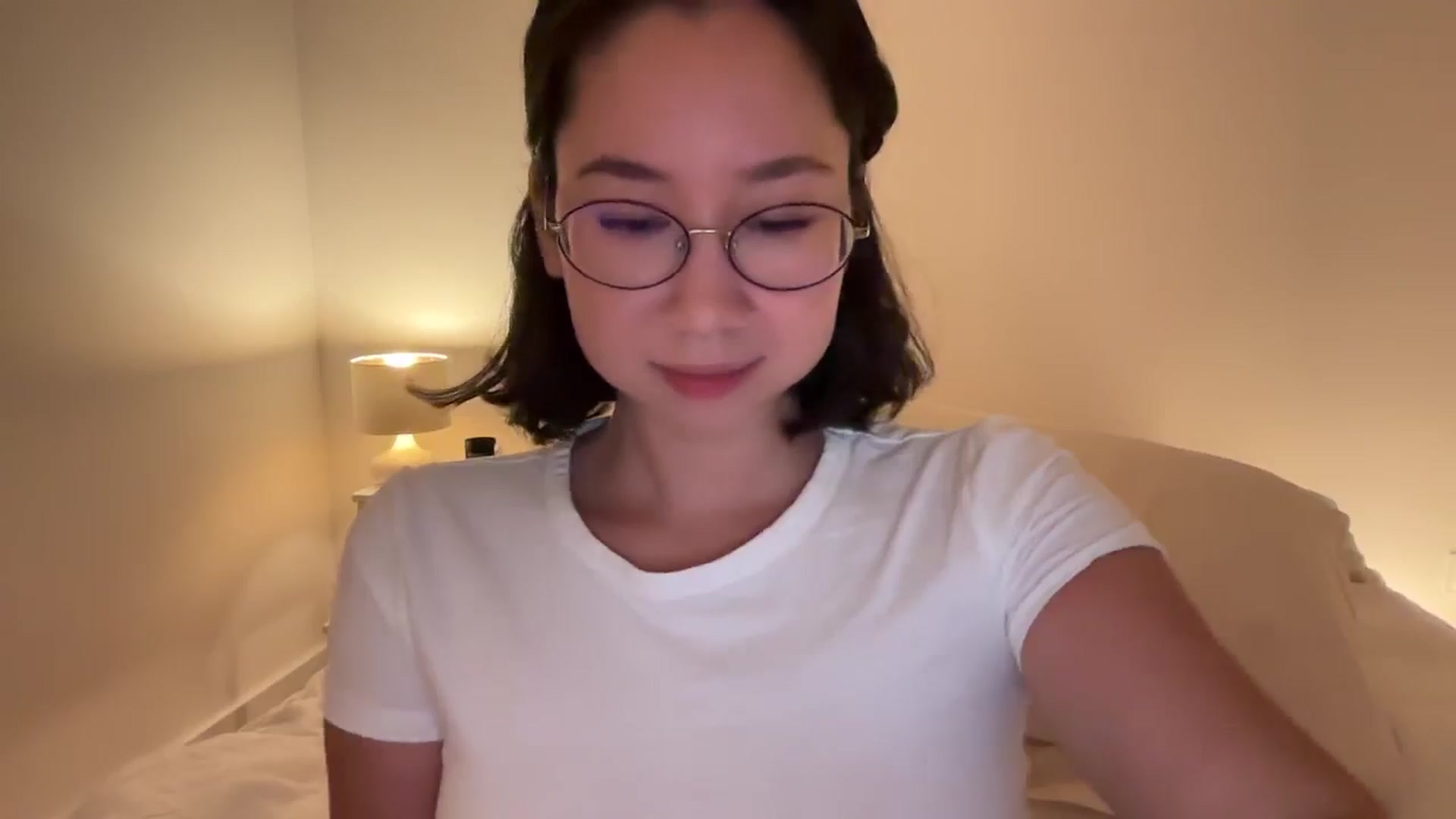 Gallery image thumbnail from cute_asian69's myfreecams stream on, 10/14/2024, 04:42 image 14 of 20