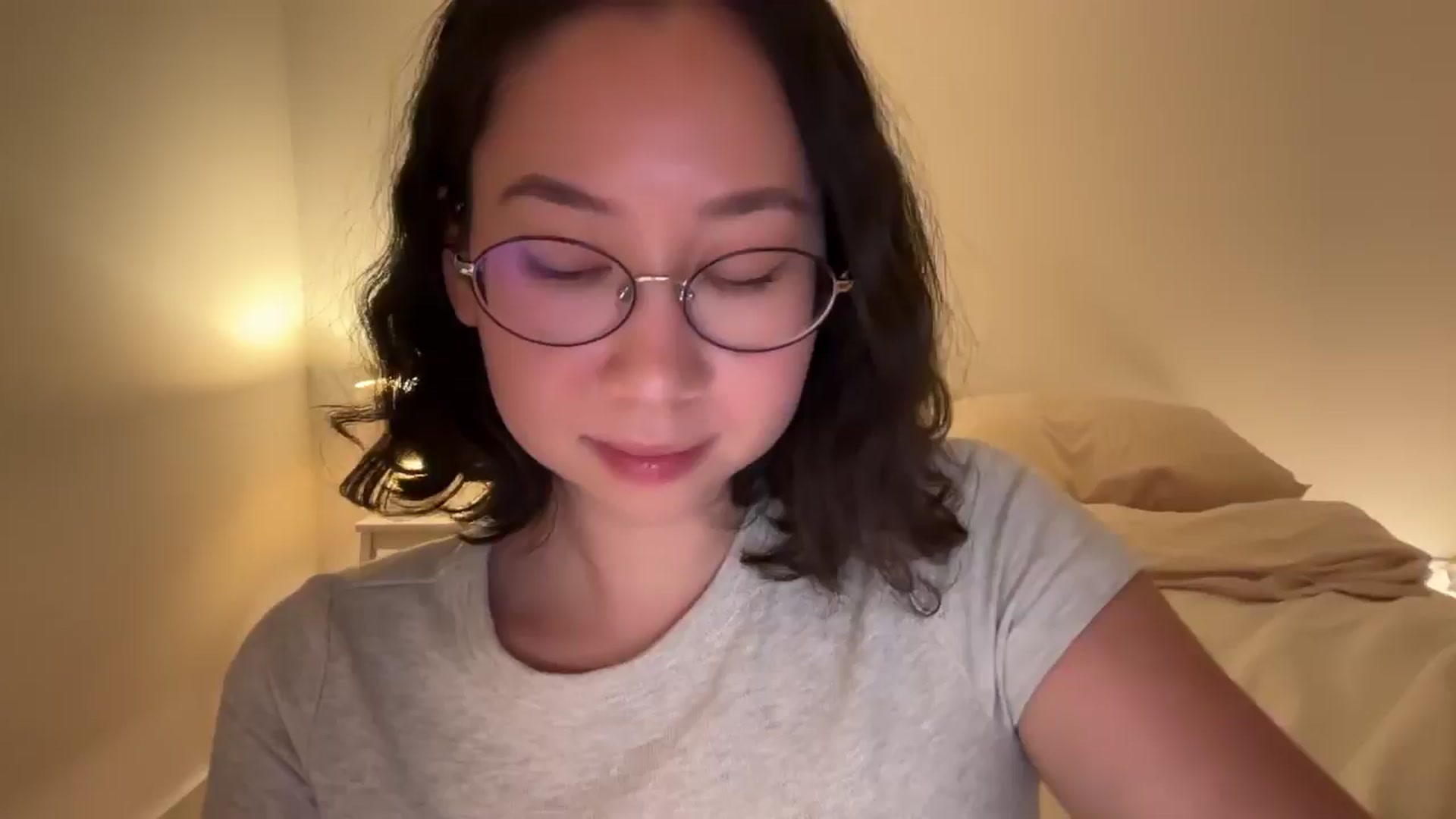 Gallery image thumbnail from cute_asian69's myfreecams stream on, 10/19/2024, 23:11 image 17 of 20