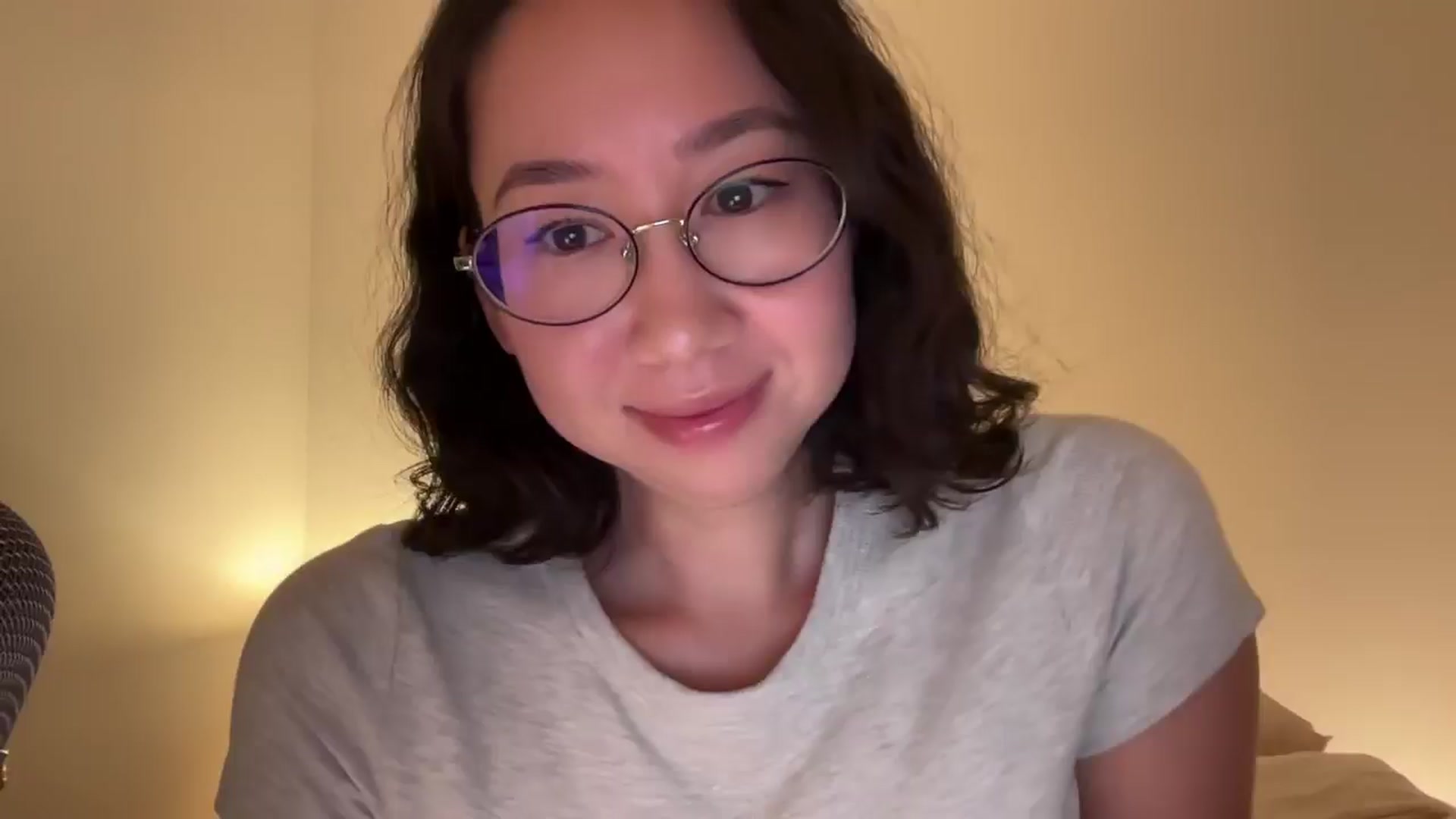 Gallery image thumbnail from cute_asian69's myfreecams stream on, 10/19/2024, 23:11 image 15 of 20