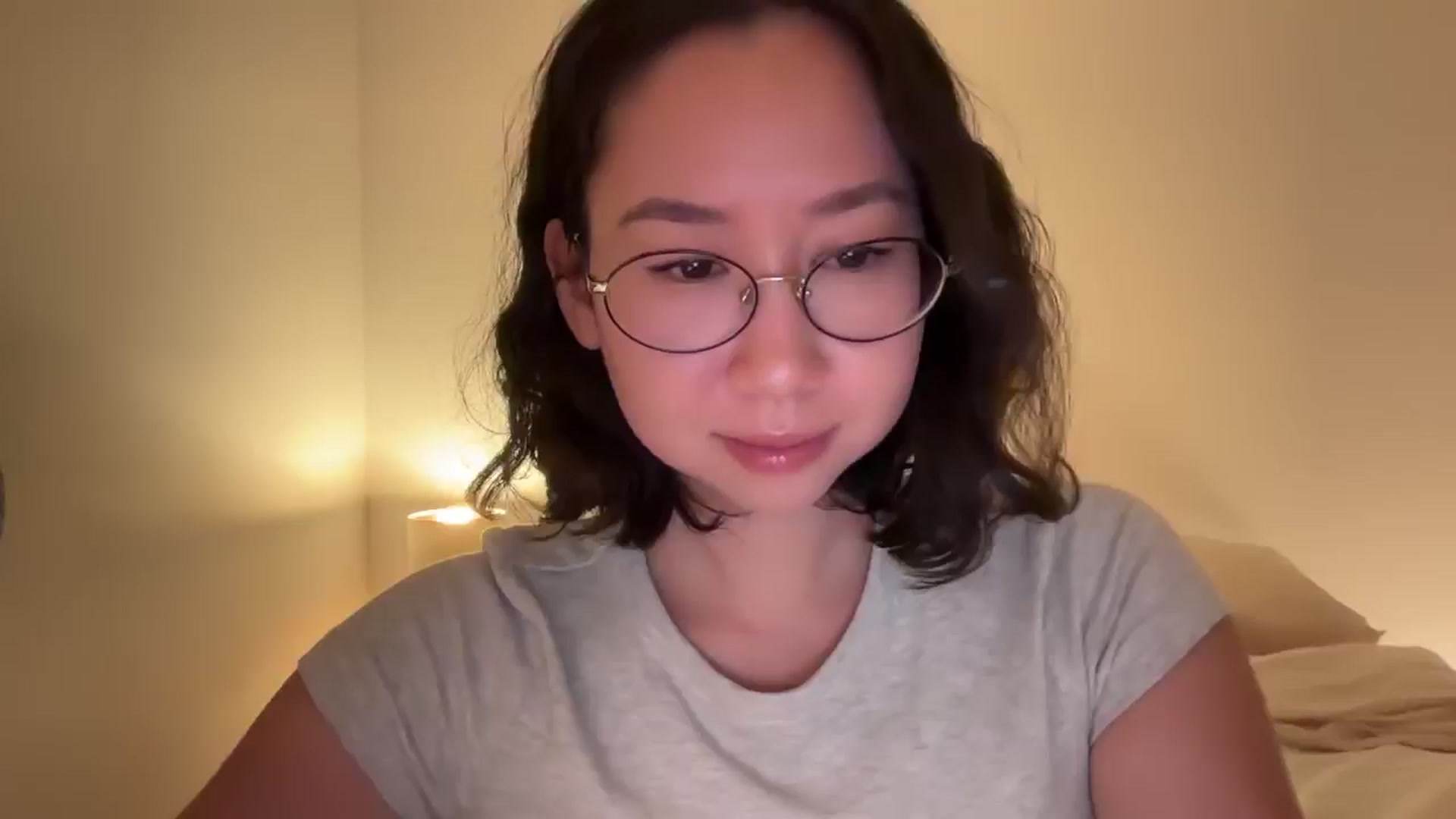 Gallery image thumbnail from cute_asian69's myfreecams stream on, 10/19/2024, 23:11 image 10 of 20