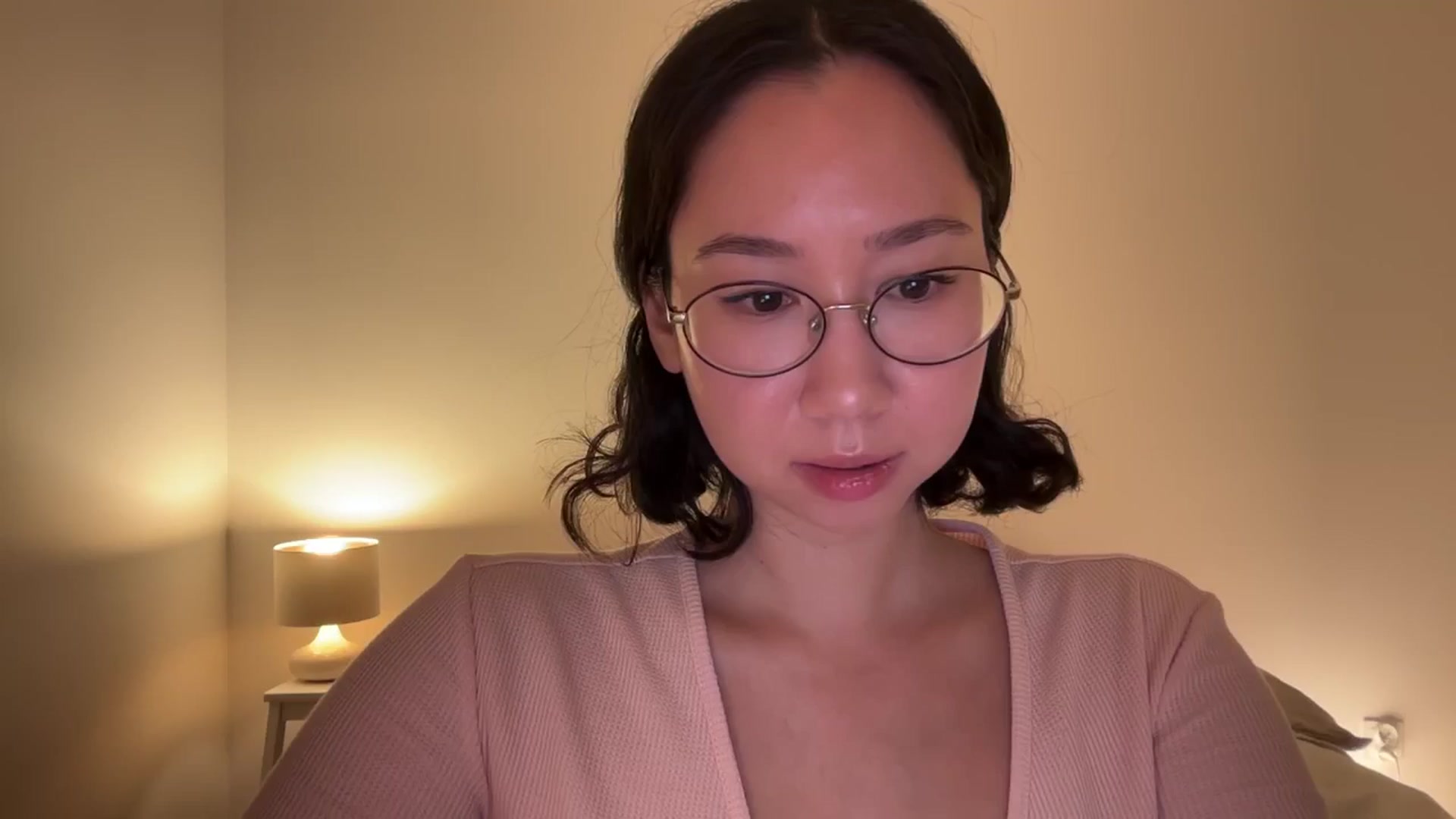 Gallery image thumbnail from cute_asian69's myfreecams stream on, 10/22/2024, 24:03 image 16 of 20