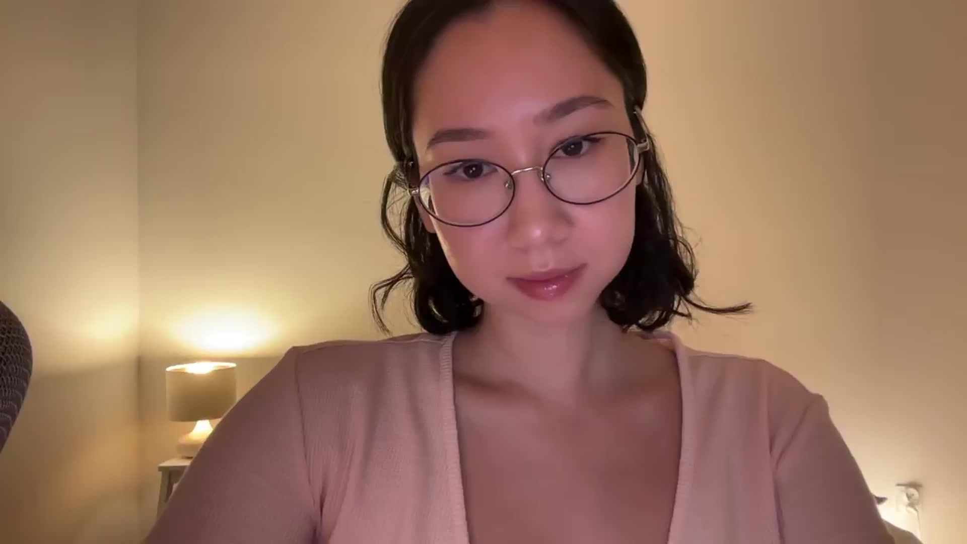 Gallery image thumbnail from cute_asian69's myfreecams stream on, 10/22/2024, 24:03 image 3 of 20