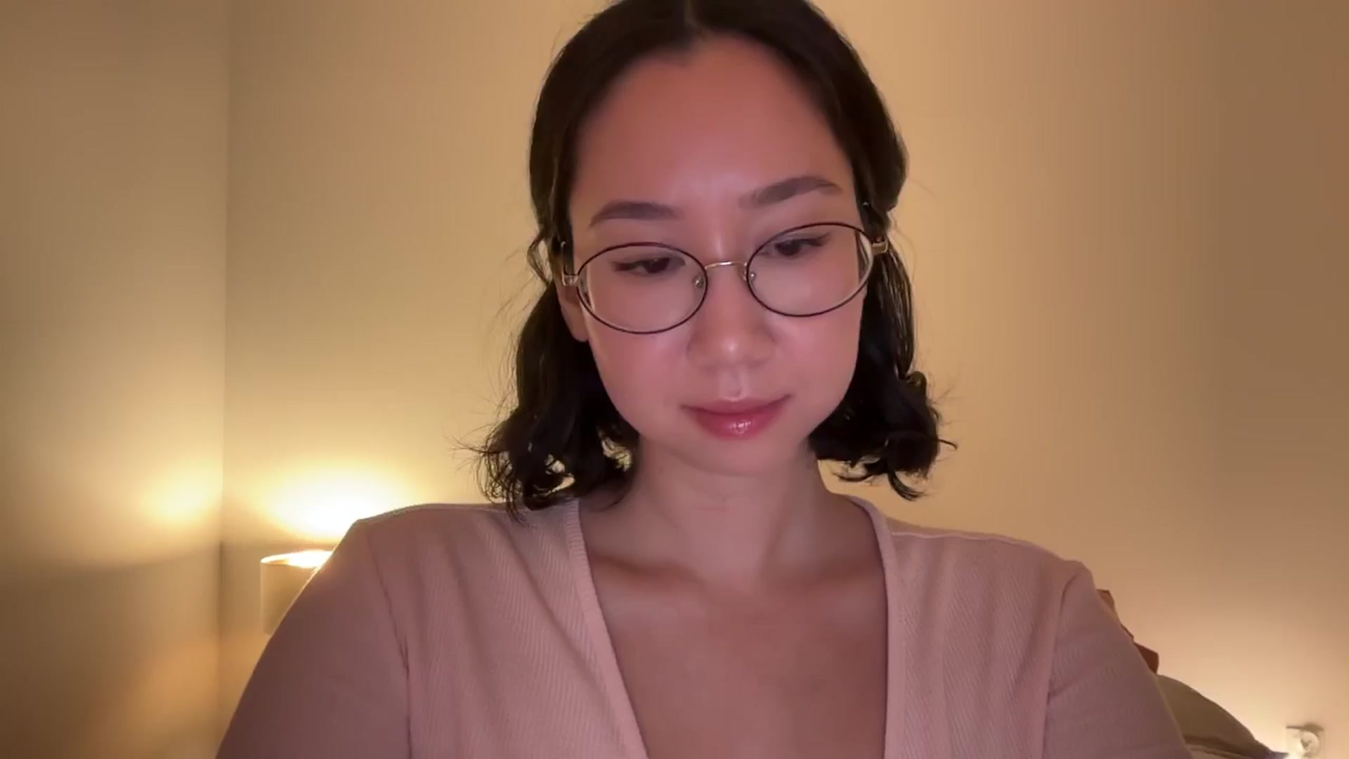 Gallery image thumbnail from cute_asian69's myfreecams stream on, 10/22/2024, 24:43 image 20 of 20