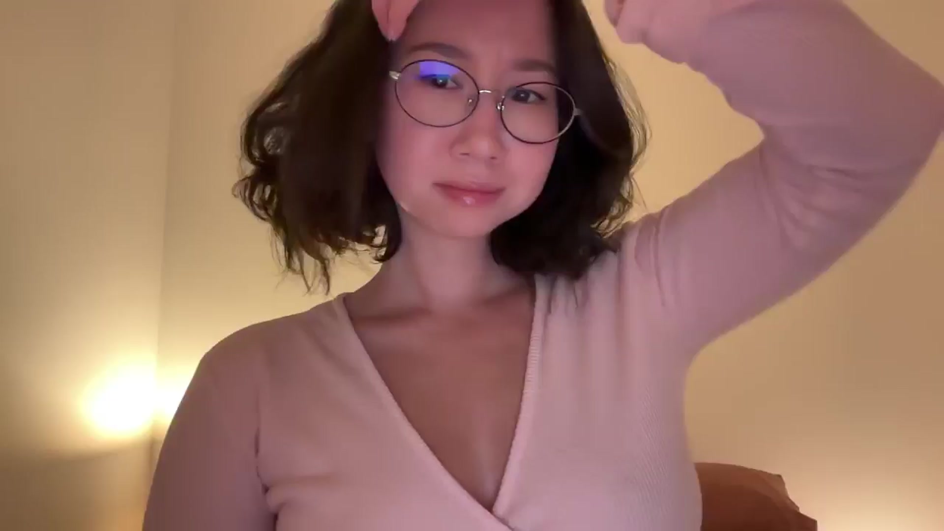 Gallery image thumbnail from cute_asian69's myfreecams stream on, 10/22/2024, 24:43 image 11 of 20