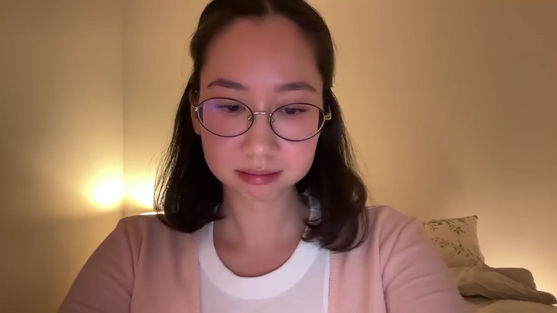 Gallery image thumbnail from cute_asian69's myfreecams stream on, 12/06/2024, 24:06 image 12 of 20