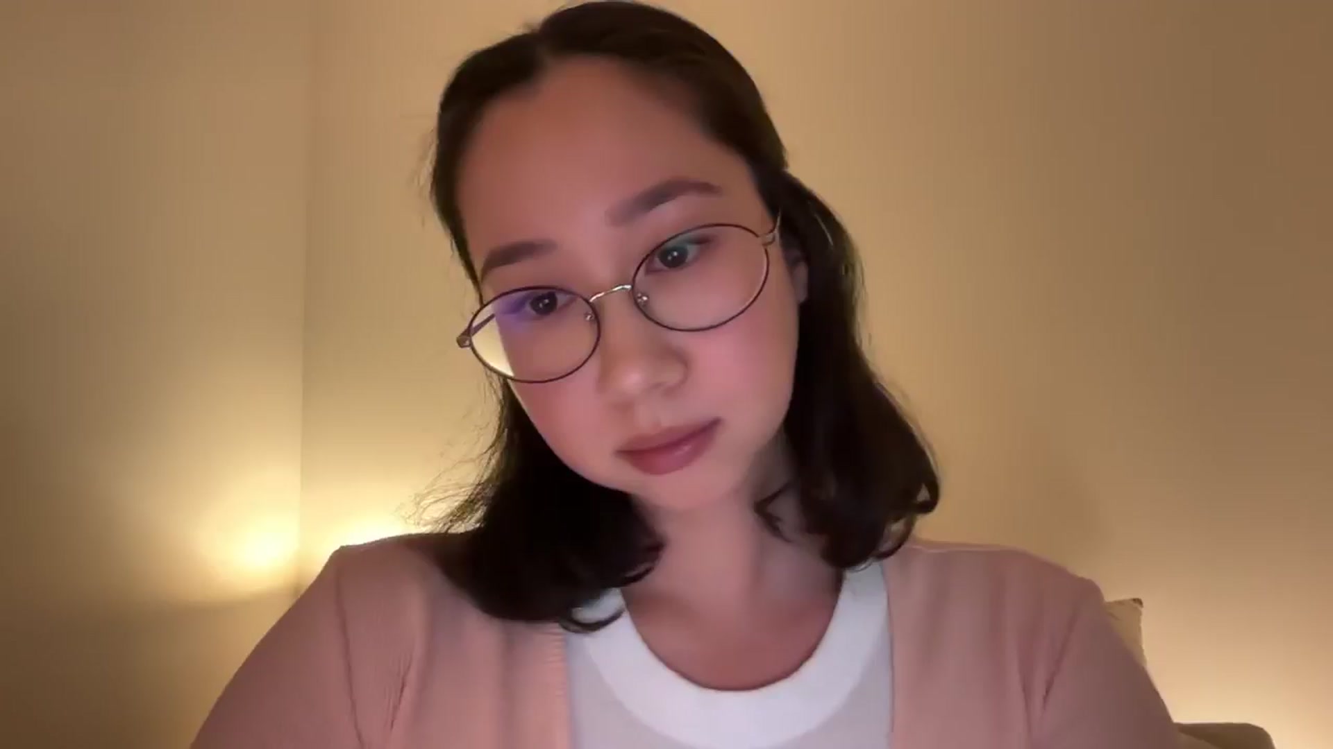 Gallery image thumbnail from cute_asian69's myfreecams stream on, 12/06/2024, 24:06 image 1 of 20