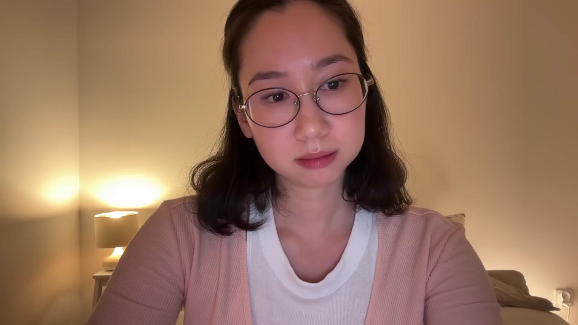 Gallery image thumbnail from cute_asian69's myfreecams stream on, 12/06/2024, 01:31 image 10 of 20