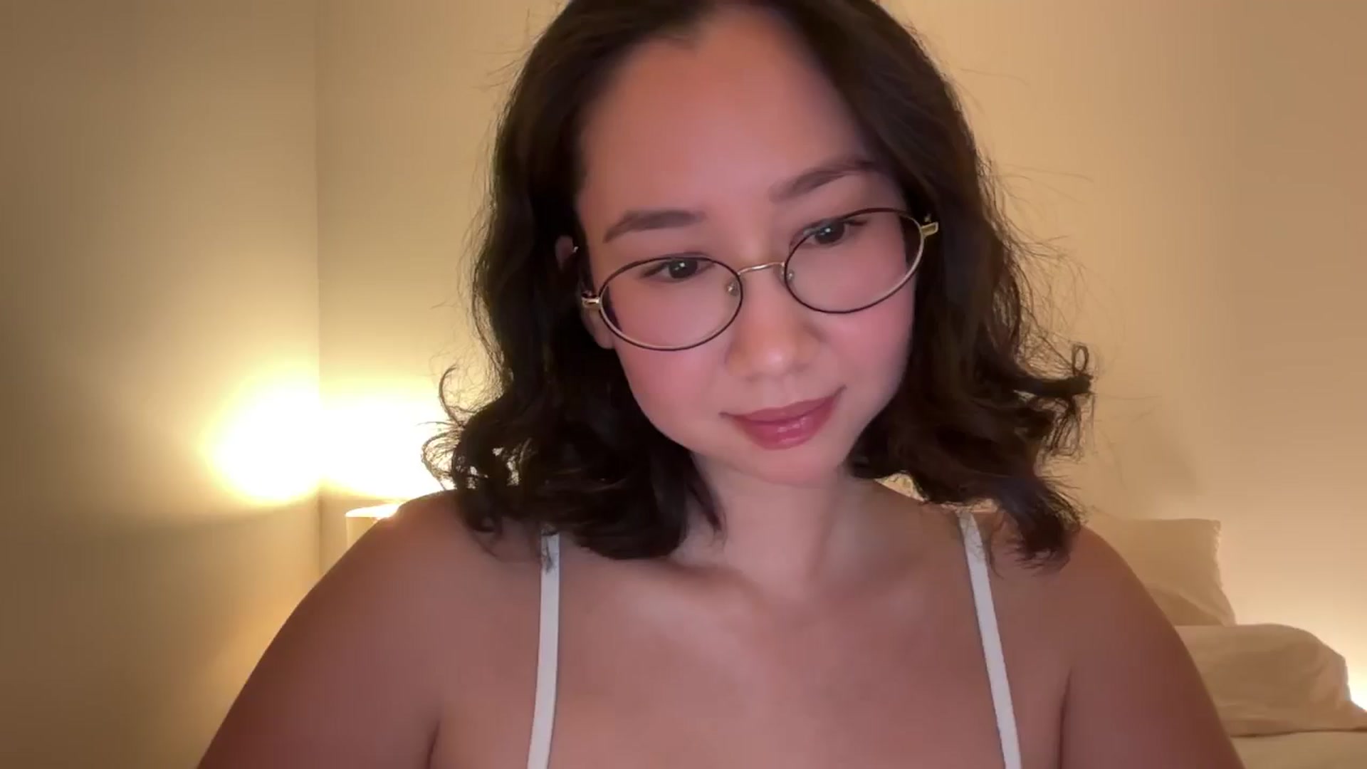 Gallery image thumbnail from cute_asian69's myfreecams stream on, 12/15/2024, 24:02 image 9 of 20