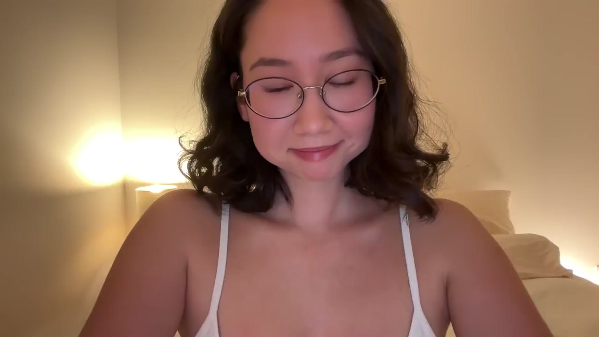 Gallery image thumbnail from cute_asian69's myfreecams stream on, 12/15/2024, 24:02 image 7 of 20