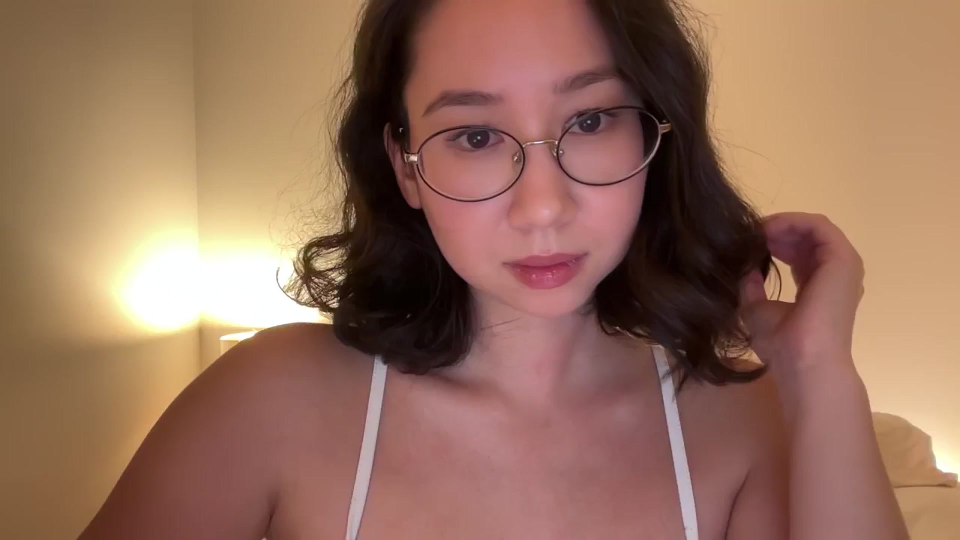 Gallery image thumbnail from cute_asian69's myfreecams stream on, 12/15/2024, 02:42 image 15 of 20