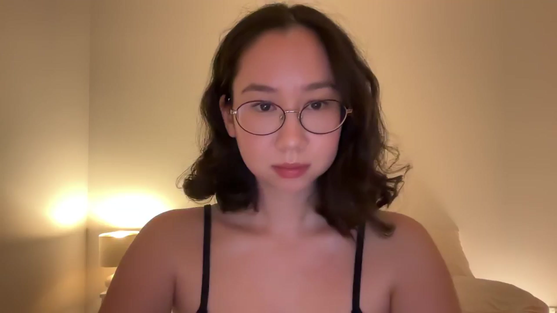 Gallery image thumbnail from cute_asian69's myfreecams stream on, 12/16/2024, 24:30 image 3 of 20