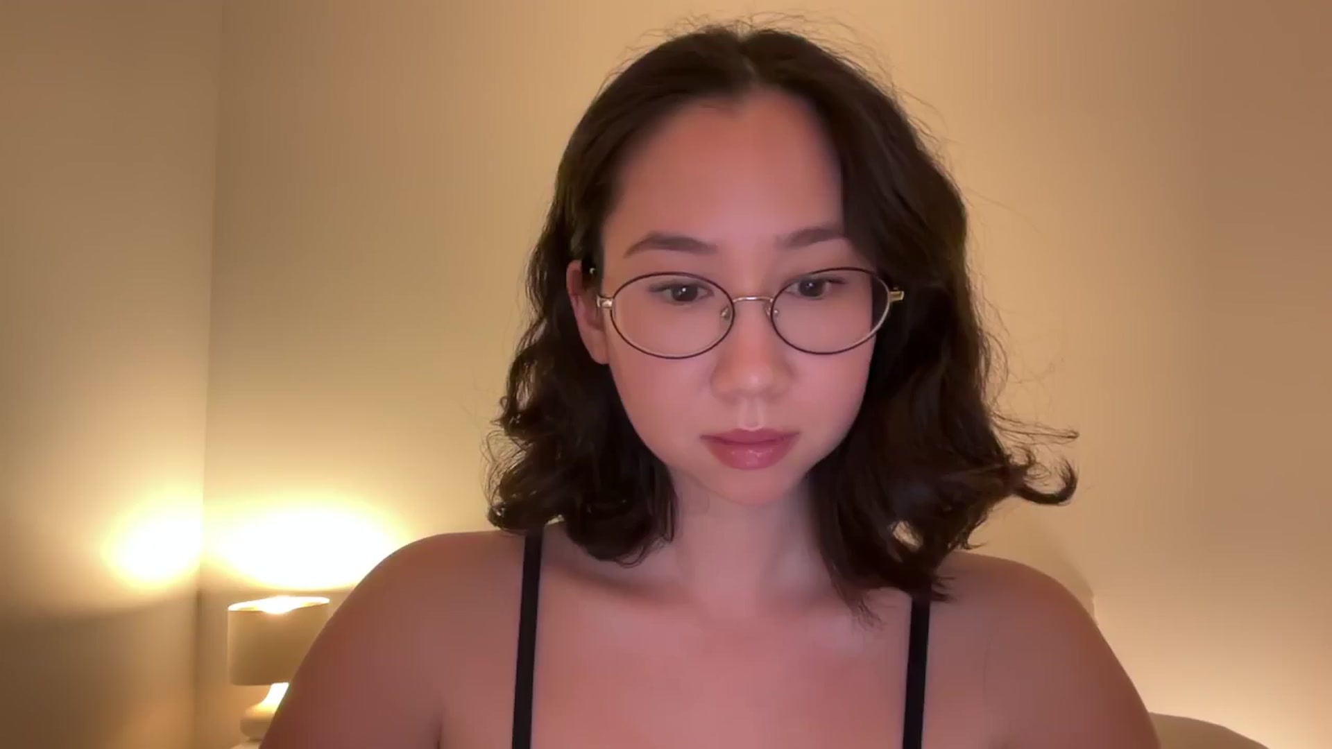 Gallery image thumbnail from cute_asian69's myfreecams stream on, 12/16/2024, 24:30 image 9 of 20