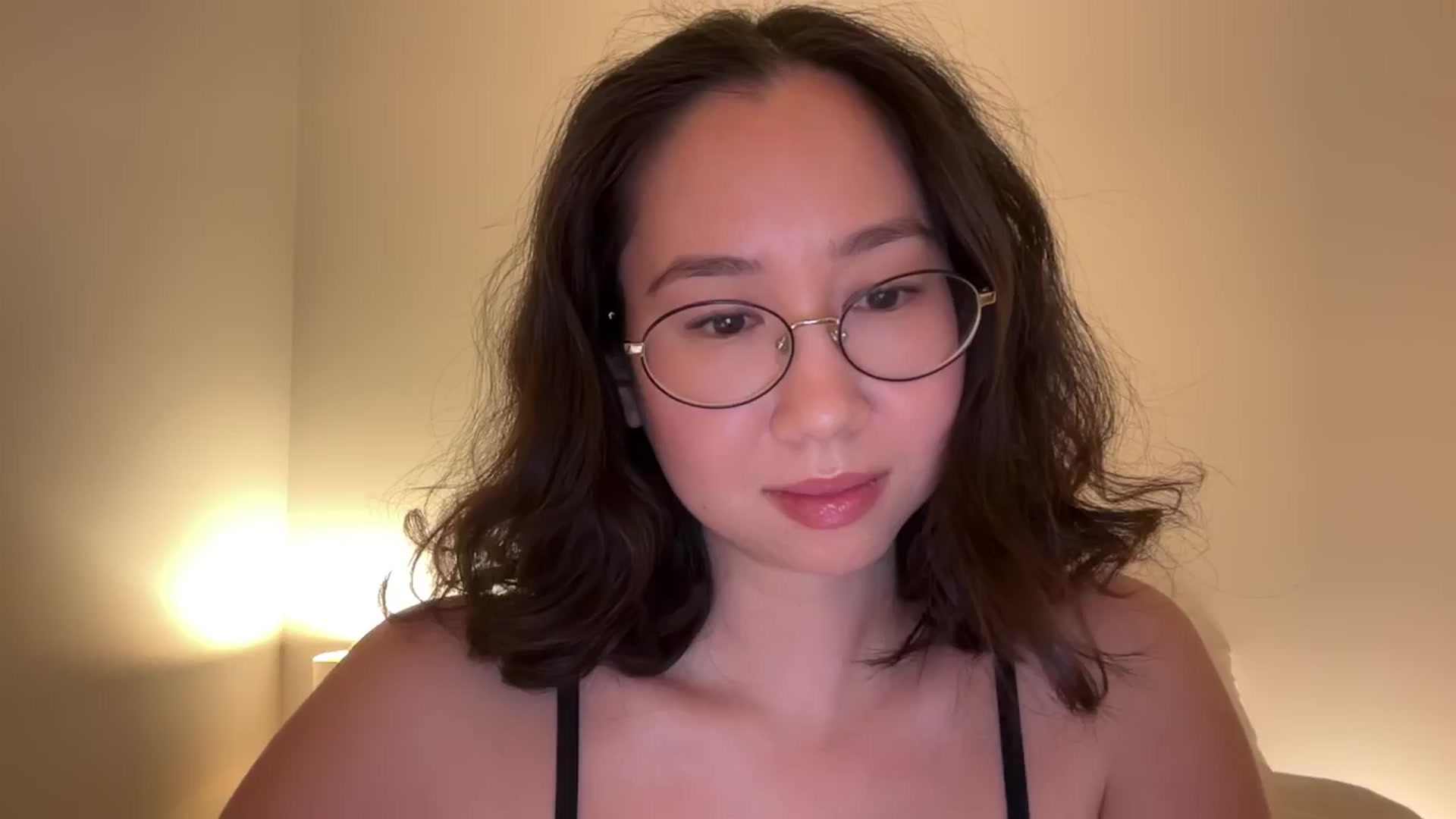 Gallery image thumbnail from cute_asian69's myfreecams stream on, 12/16/2024, 24:30 image 12 of 20