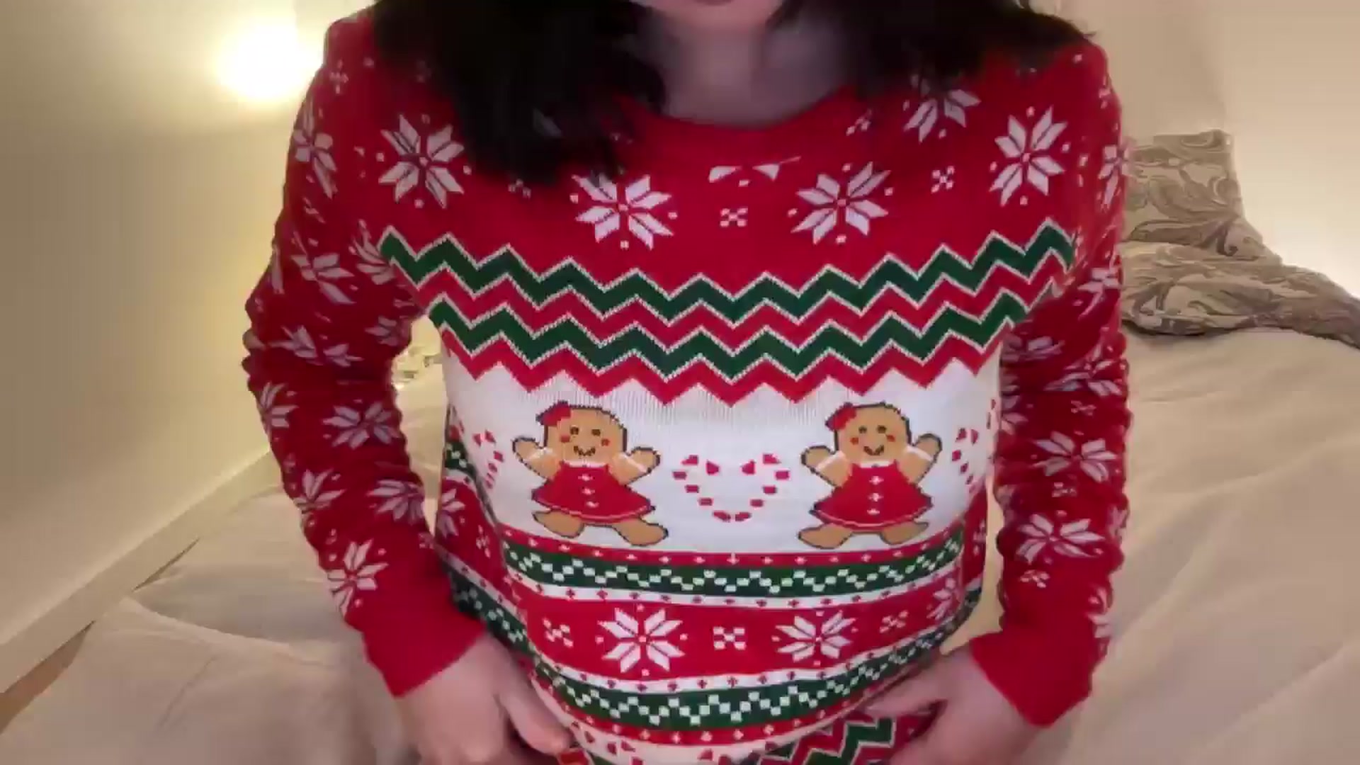 Gallery image thumbnail from cute_asian69's myfreecams stream on, 12/26/2024, 24:23 image 5 of 20