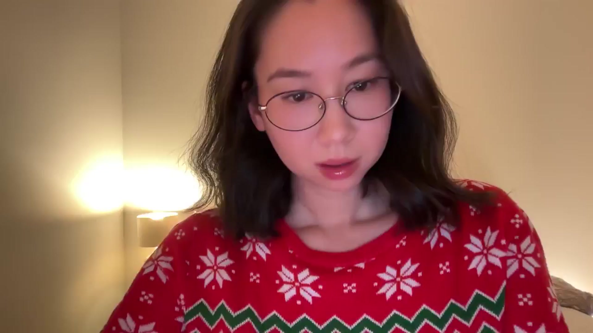 Gallery image thumbnail from cute_asian69's myfreecams stream on, 12/26/2024, 24:23 image 3 of 20