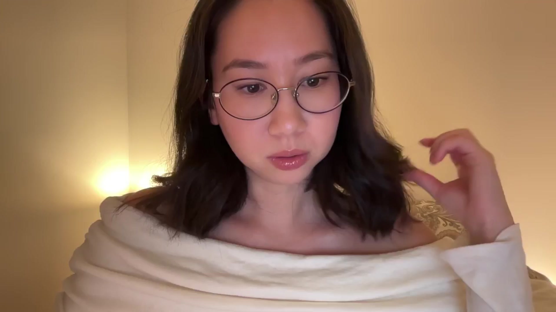 Gallery image thumbnail from cute_asian69's myfreecams stream on, 12/27/2024, 24:17 image 7 of 20