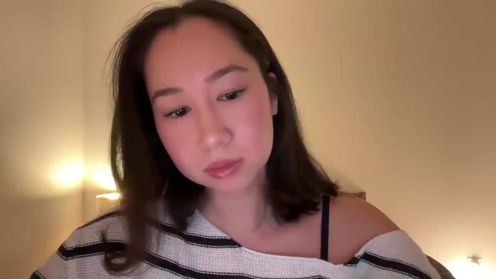 Gallery image thumbnail from cute_asian69's myfreecams stream on, 01/12/2025, 24:01 image 10 of 20