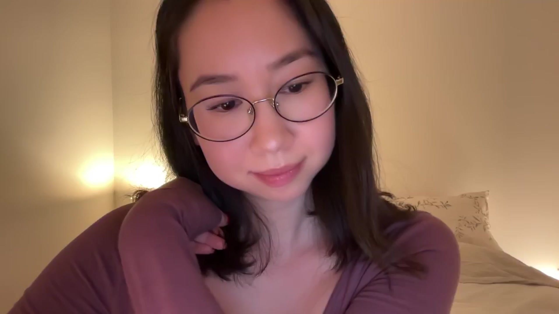 Gallery image thumbnail from cute_asian69's myfreecams stream on, 01/16/2025, 24:05 image 11 of 20
