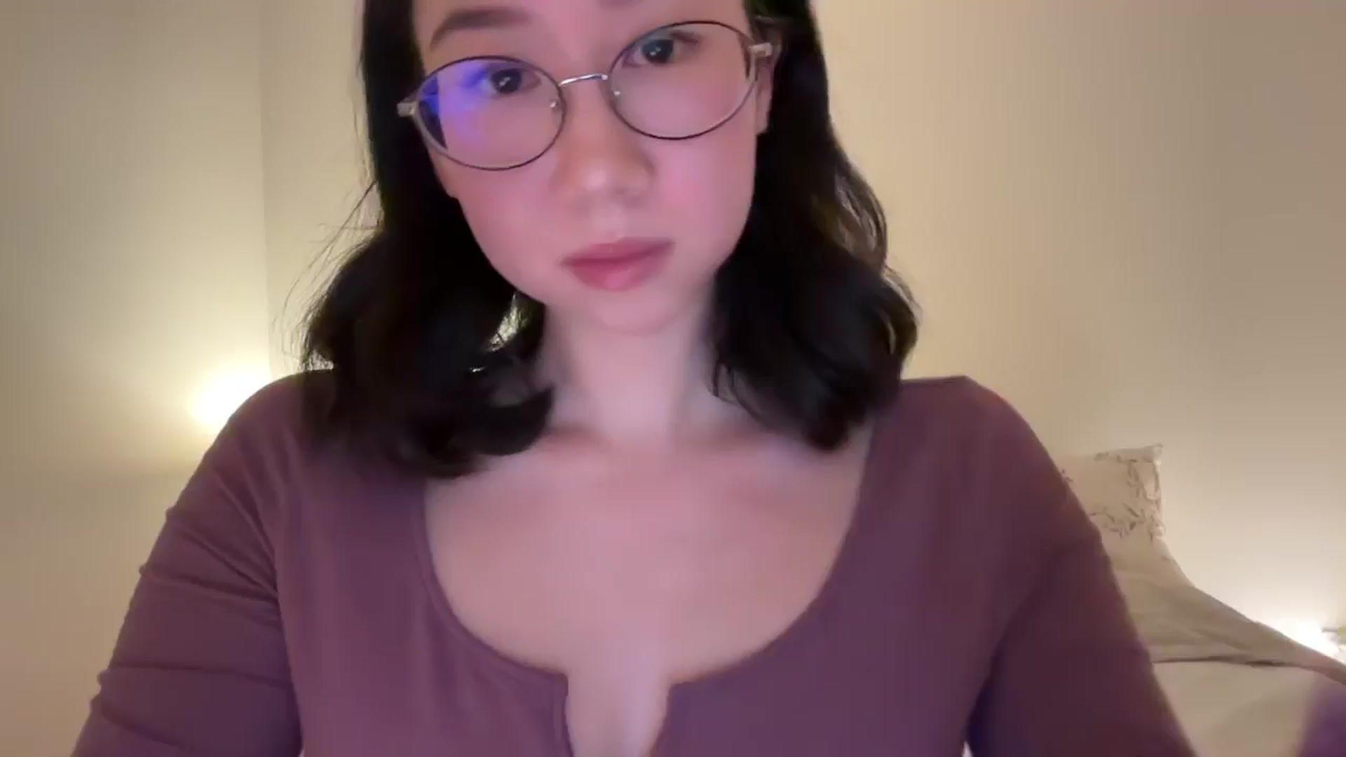 Gallery image thumbnail from cute_asian69's myfreecams stream on, 01/16/2025, 24:05 image 6 of 20
