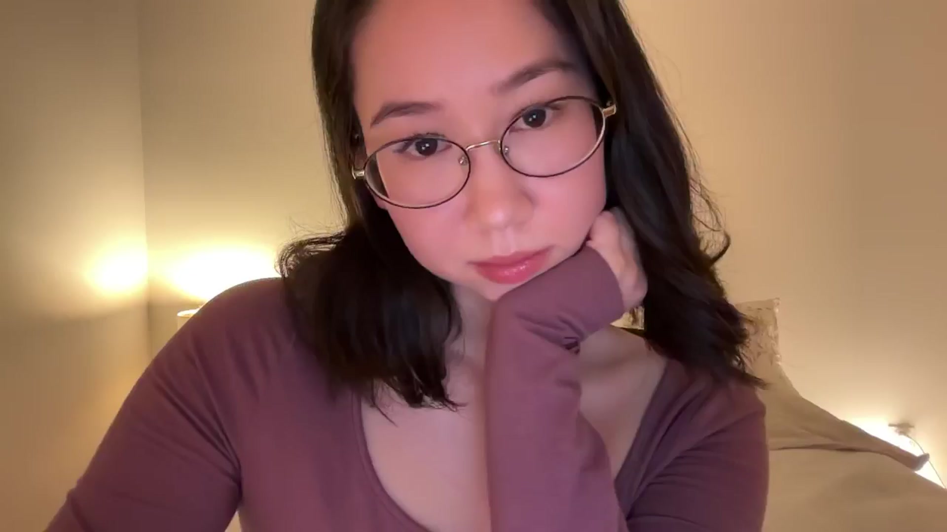 Gallery image thumbnail from cute_asian69's myfreecams stream on, 01/16/2025, 24:05 image 5 of 20