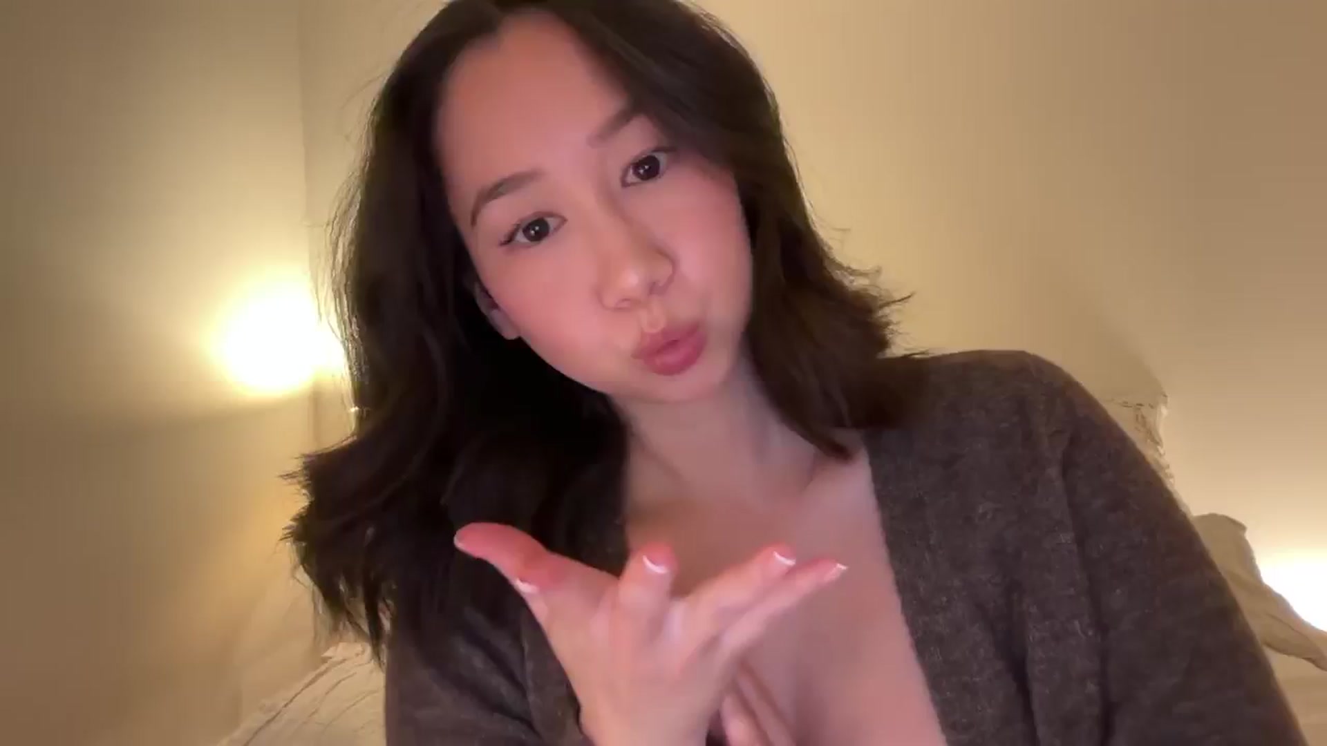 Gallery image thumbnail from cute_asian69's myfreecams stream on, 01/18/2025, 02:17 image 5 of 20