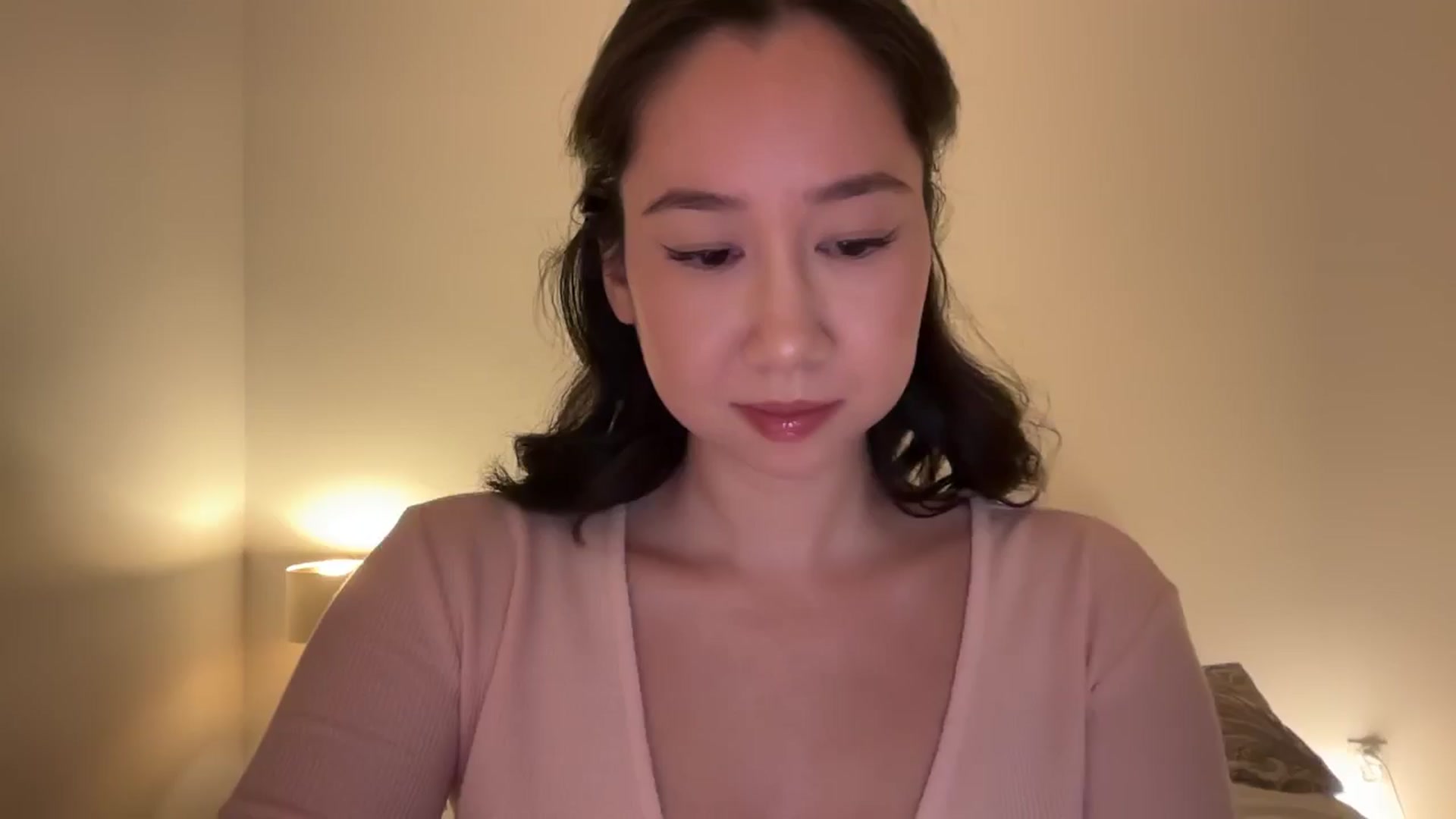 Gallery image thumbnail from cute_asian69's myfreecams stream on, 01/26/2025, 23:07 image 11 of 20