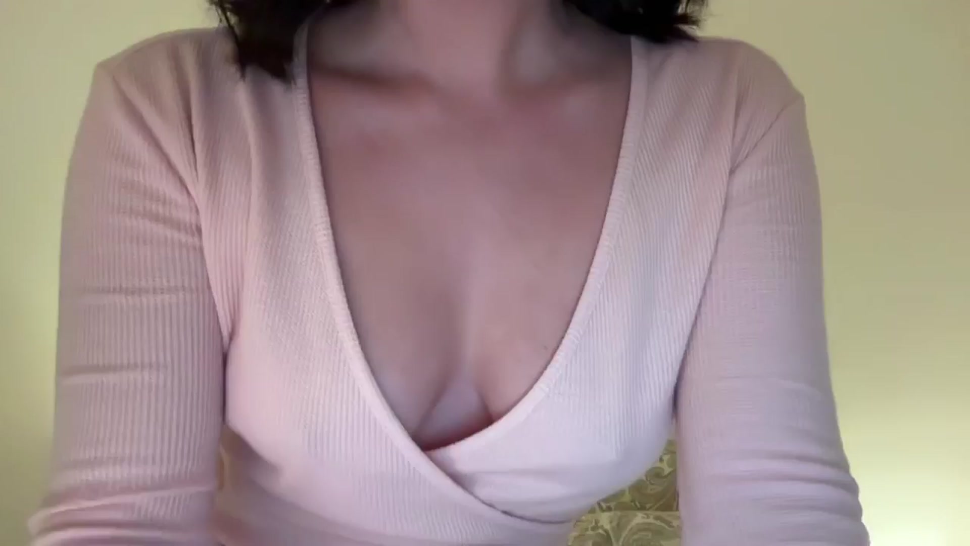 Gallery image thumbnail from cute_asian69's myfreecams stream on, 01/27/2025, 04:14 image 3 of 20