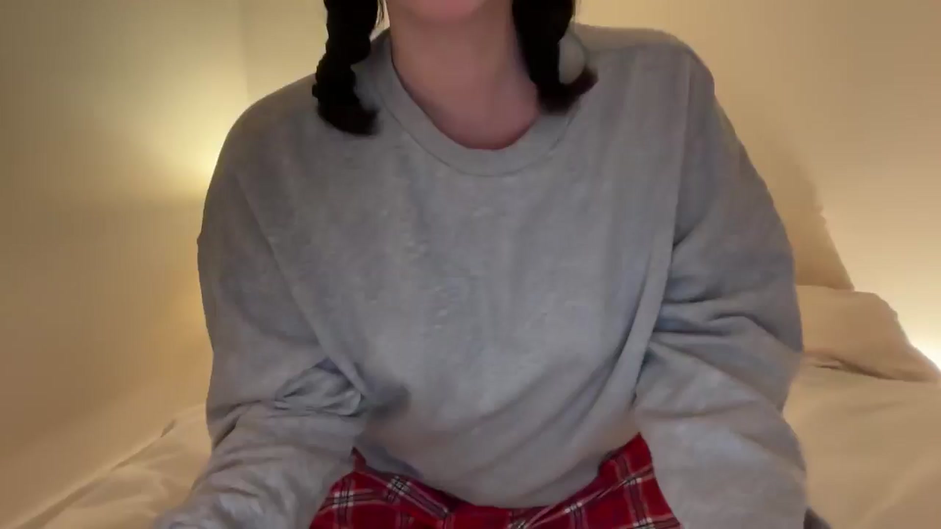 Gallery image thumbnail from cute_asian69's myfreecams stream on, 02/26/2025, 24:58 image 13 of 20