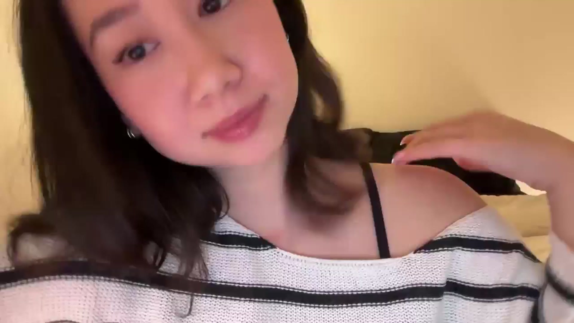 Gallery image thumbnail from cute_asian69's myfreecams stream on, 03/09/2025, 05:30 image 3 of 20