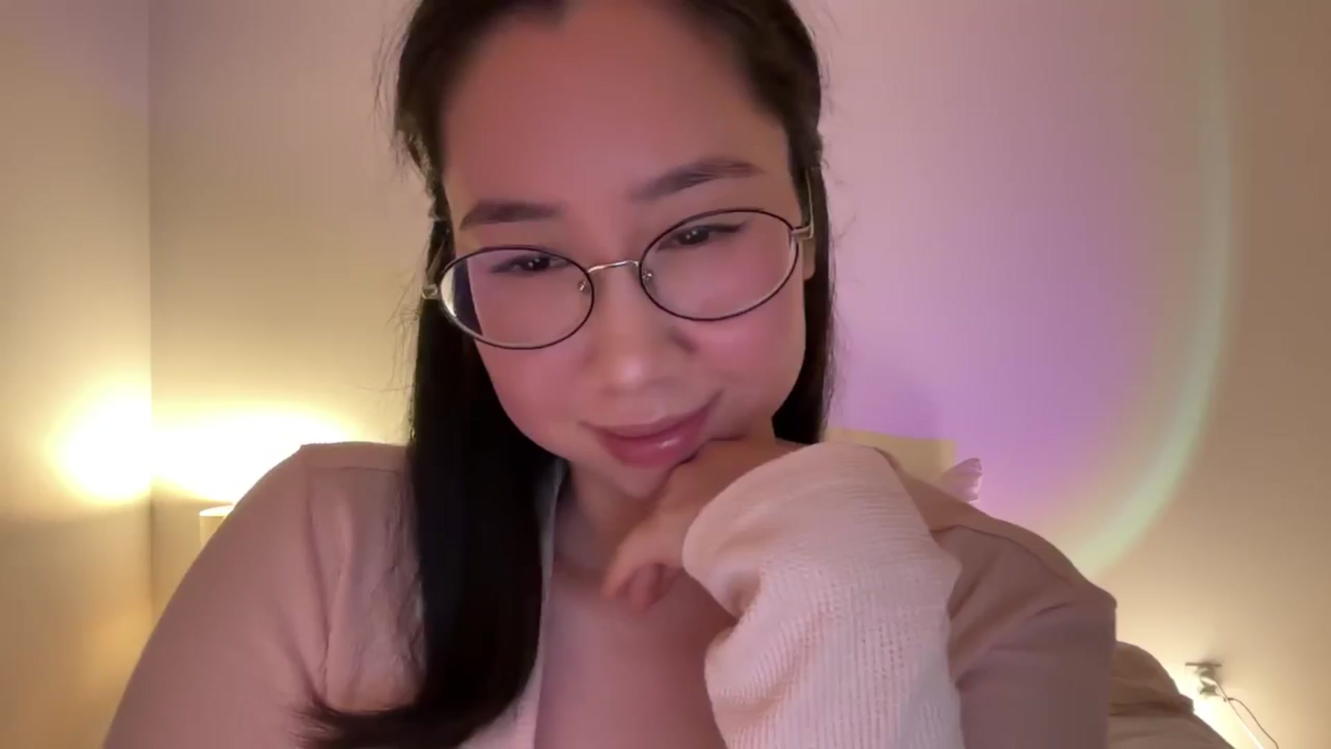Gallery image thumbnail from cute_asian69's myfreecams stream on, 03/26/2025, 03:46 image 7 of 20