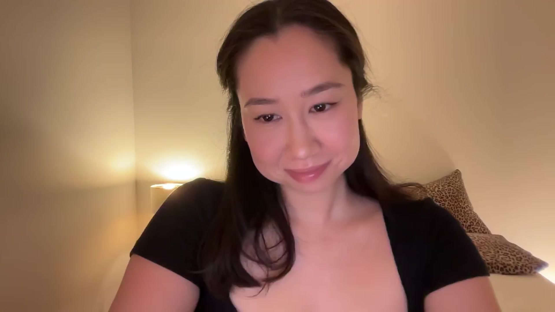 Gallery image thumbnail from cute_asian69's myfreecams stream on, 04/18/2025, 22:10 image 1 of 20