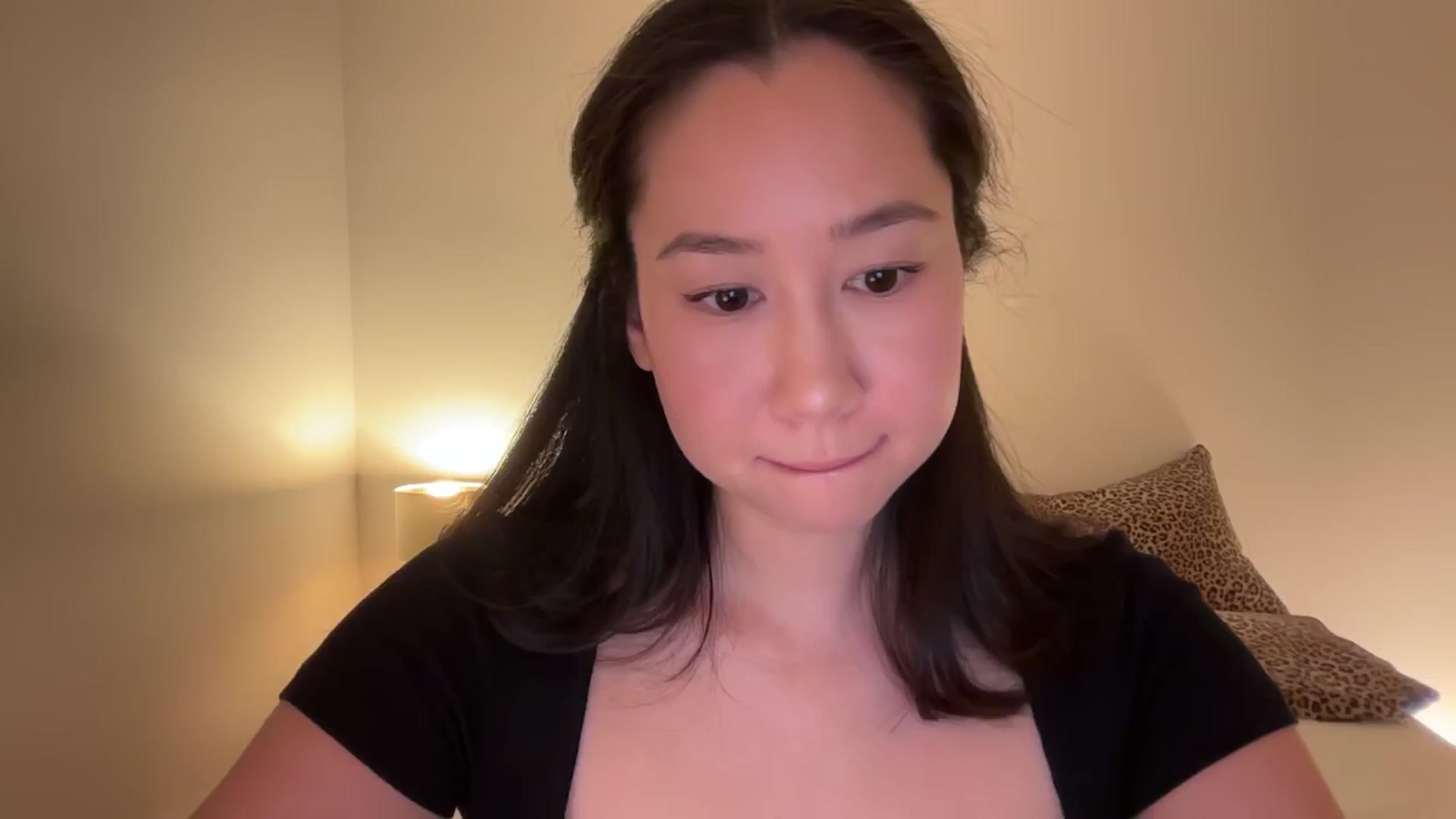 Gallery image thumbnail from cute_asian69's myfreecams stream on, 04/18/2025, 22:10 image 4 of 20