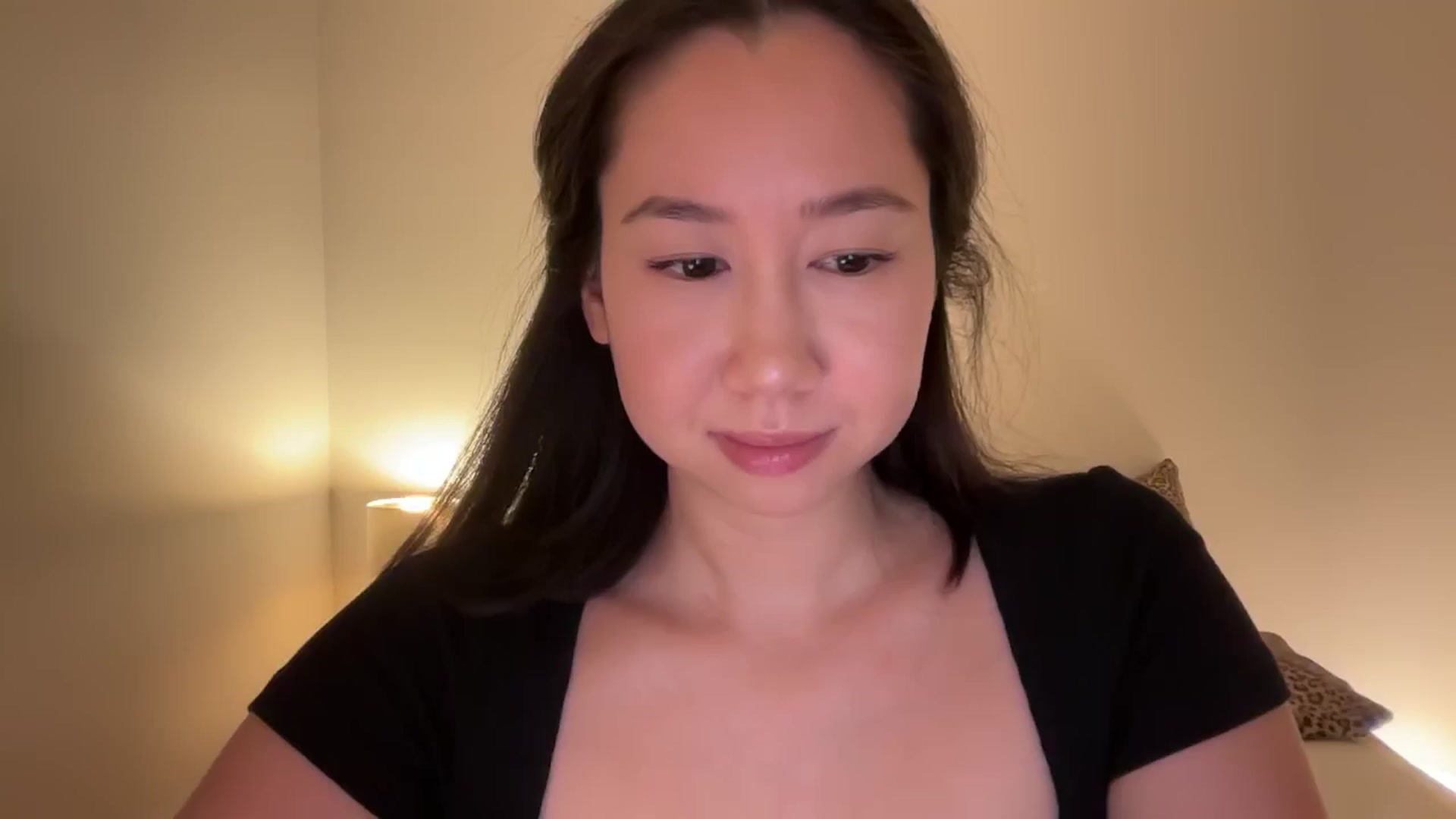 Gallery image thumbnail from cute_asian69's myfreecams stream on, 04/18/2025, 22:10 image 18 of 20
