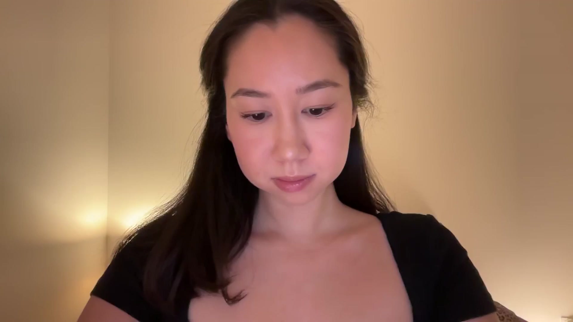 Gallery image thumbnail from cute_asian69's myfreecams stream on, 04/18/2025, 22:10 image 14 of 20