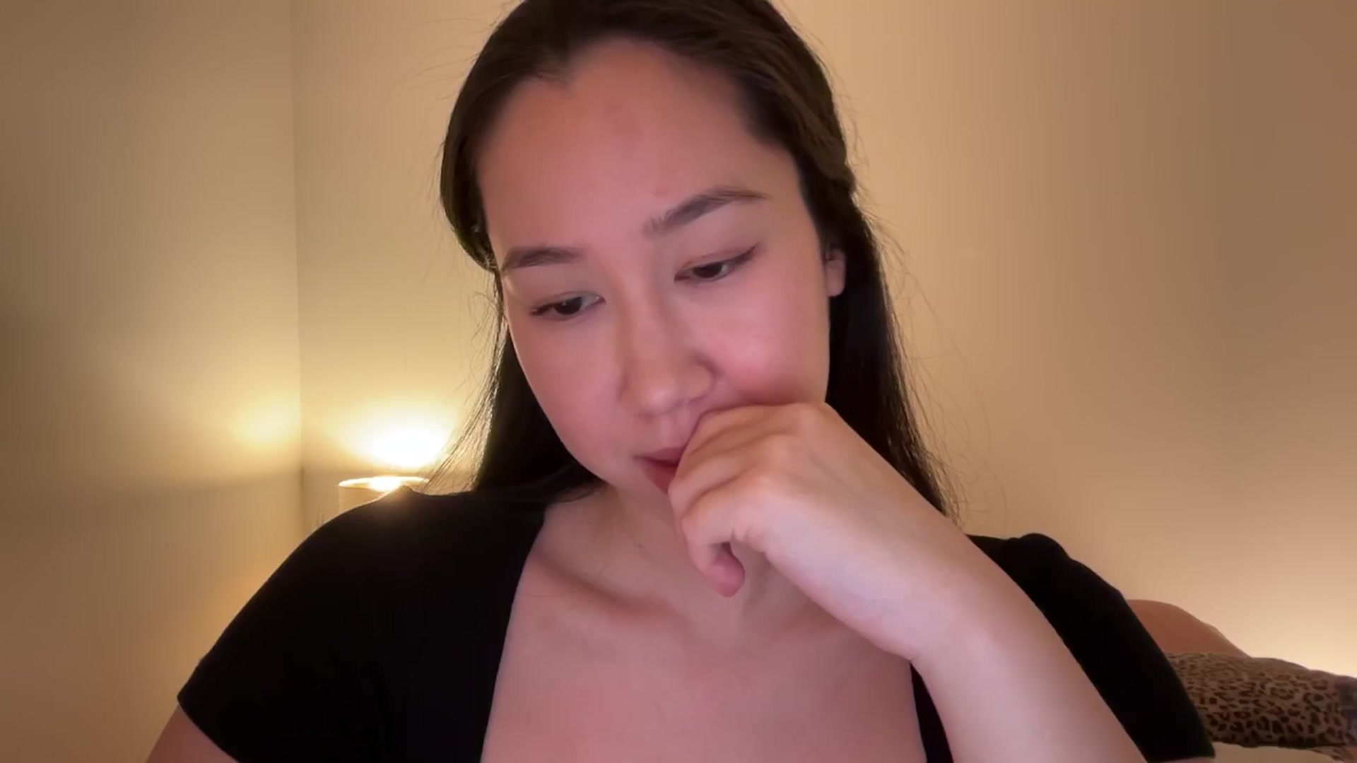 Gallery image thumbnail from cute_asian69's myfreecams stream on, 04/19/2025, 03:42 image 7 of 20