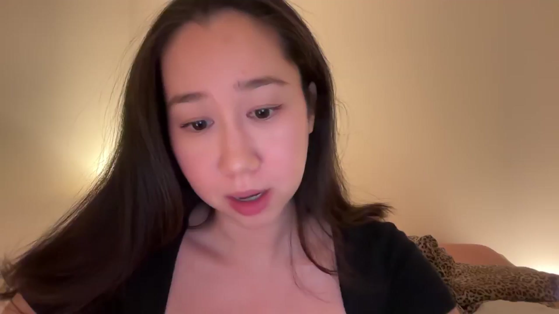 Gallery image thumbnail from cute_asian69's myfreecams stream on, 04/19/2025, 03:42 image 3 of 20