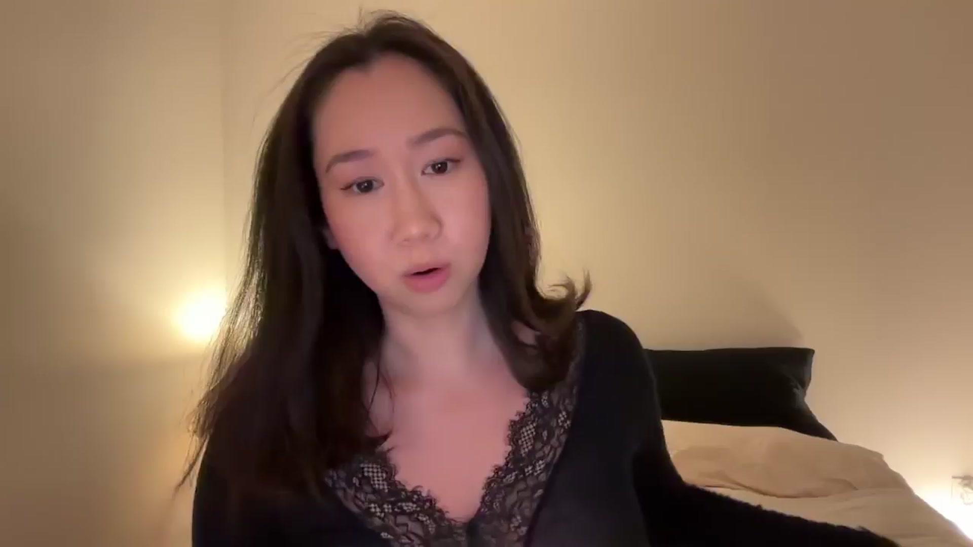 Gallery image thumbnail from cute_asian69's myfreecams stream on, 04/25/2025, 23:12 image 14 of 20