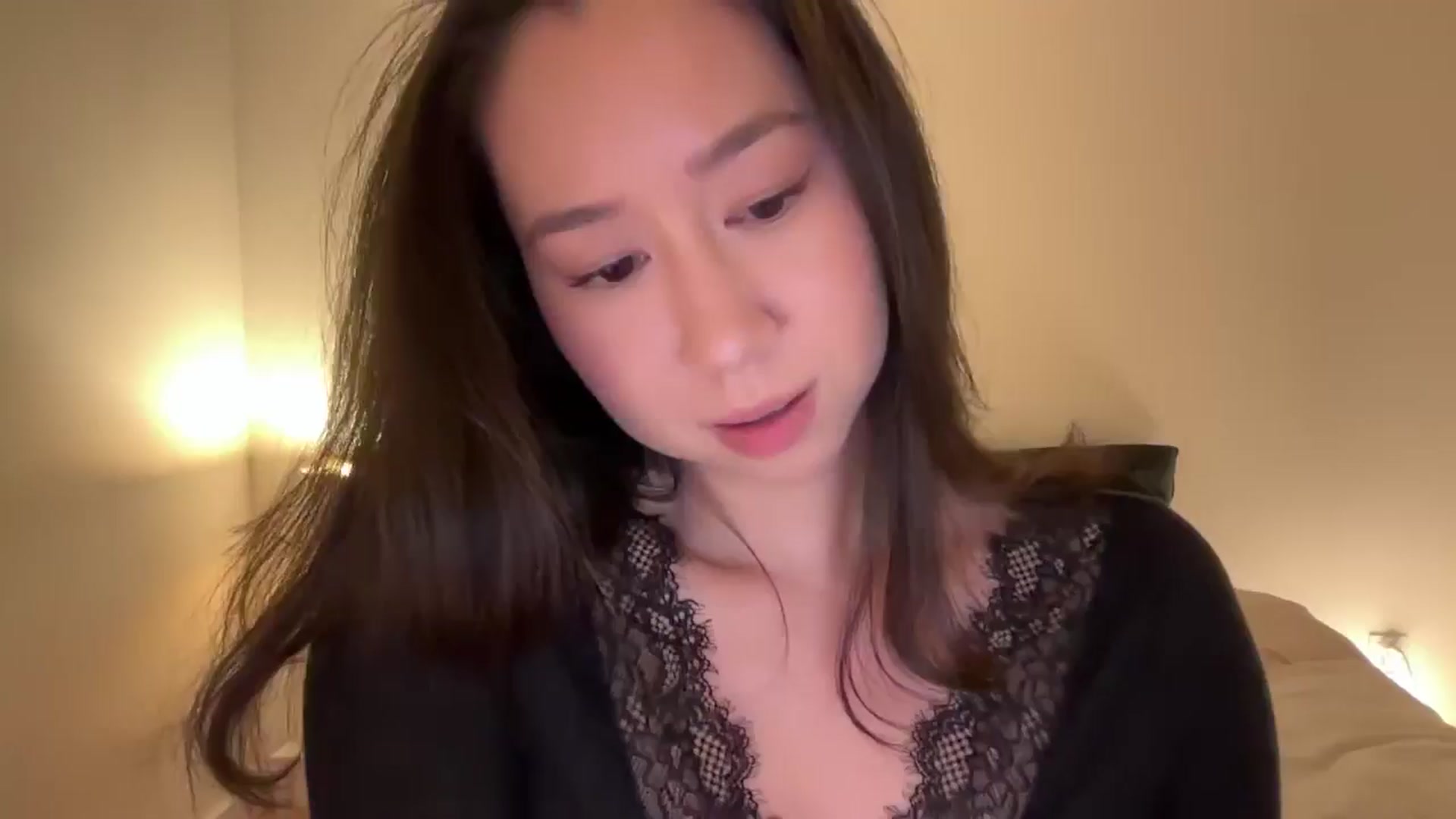 Gallery image thumbnail from cute_asian69's myfreecams stream on, 04/25/2025, 23:12 image 5 of 20