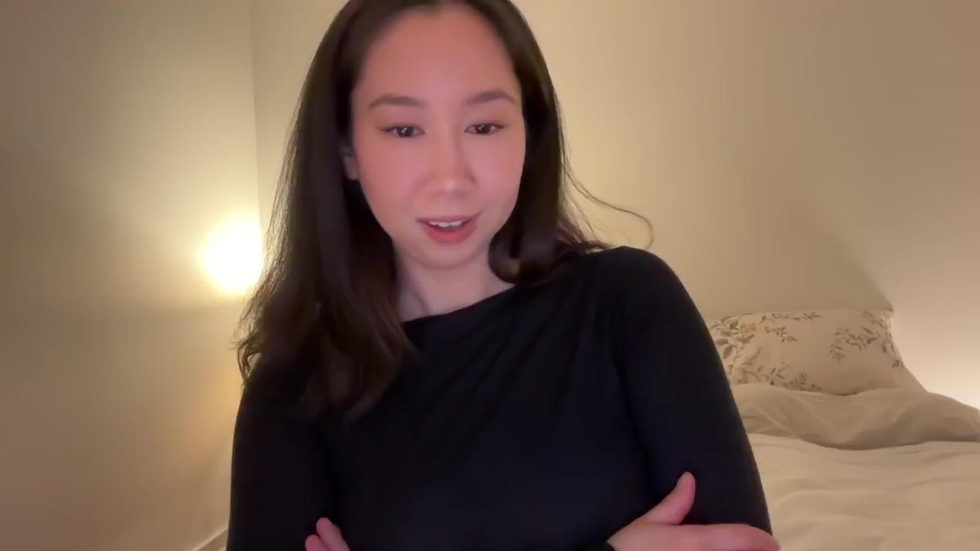 Gallery image thumbnail from cute_asian69's myfreecams stream on, 05/01/2025, 24:01 image 6 of 20