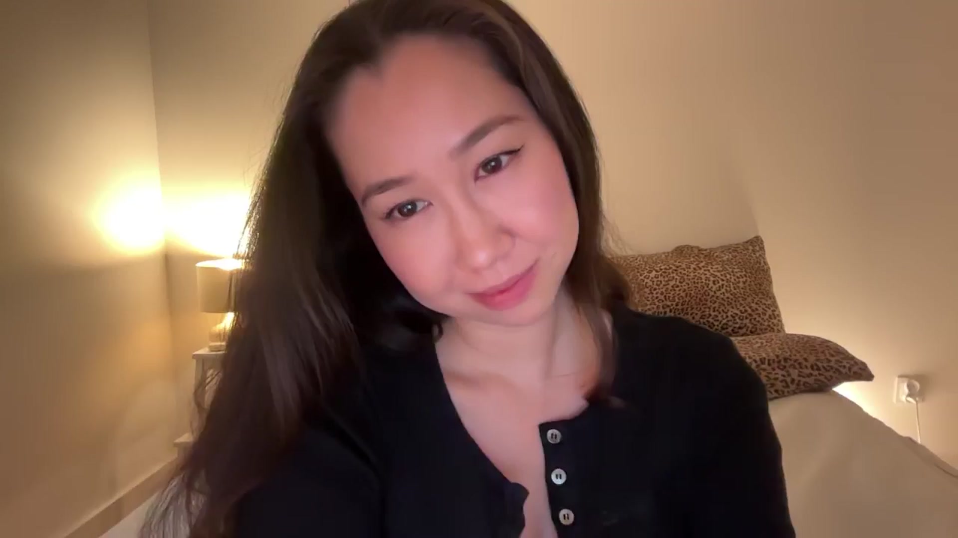 Gallery image thumbnail from cute_asian69's myfreecams stream on, 06/01/2025, 03:03 image 20 of 20