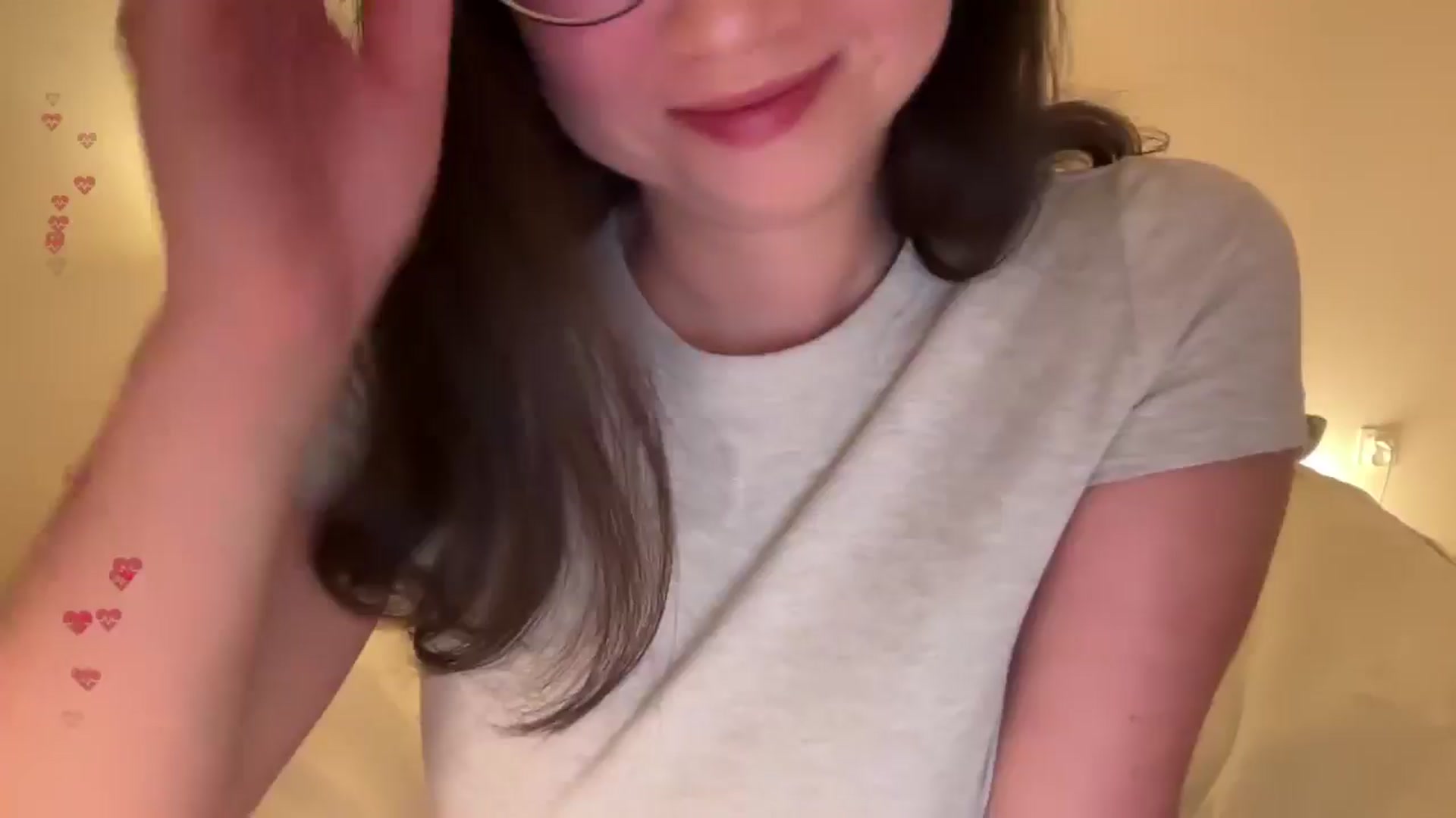 Gallery image thumbnail from cute_asian69's myfreecams stream on, 06/14/2025, 23:59 image 6 of 20