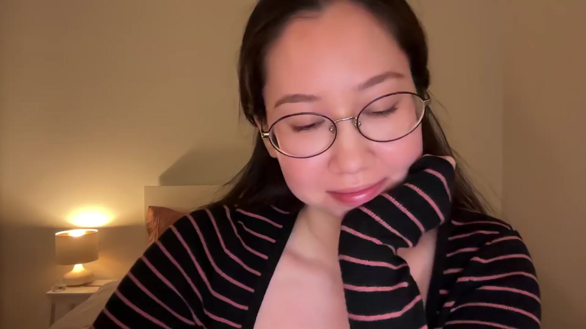 Gallery image thumbnail from cute_asian69's myfreecams stream on, 02/16/2026, 24:03 image 18 of 20
