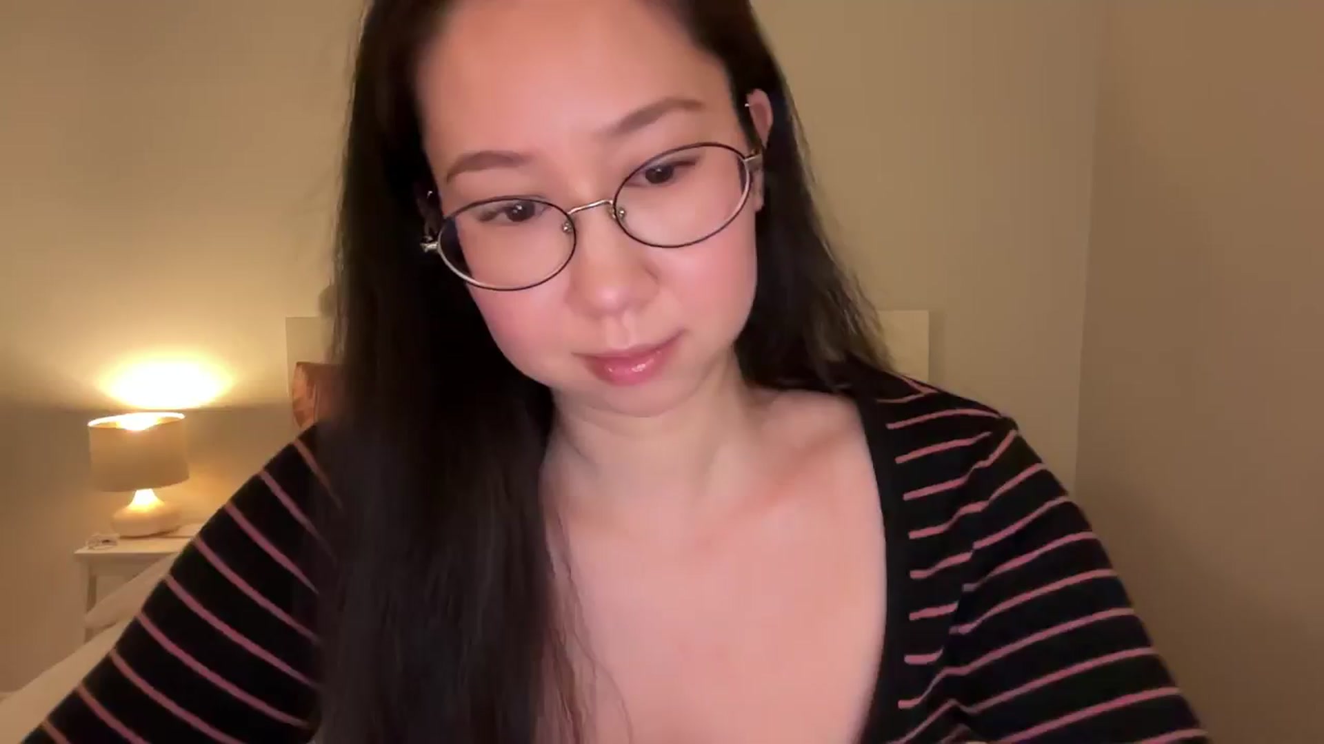 Gallery image thumbnail from cute_asian69's myfreecams stream on, 02/16/2026, 24:03 image 5 of 20