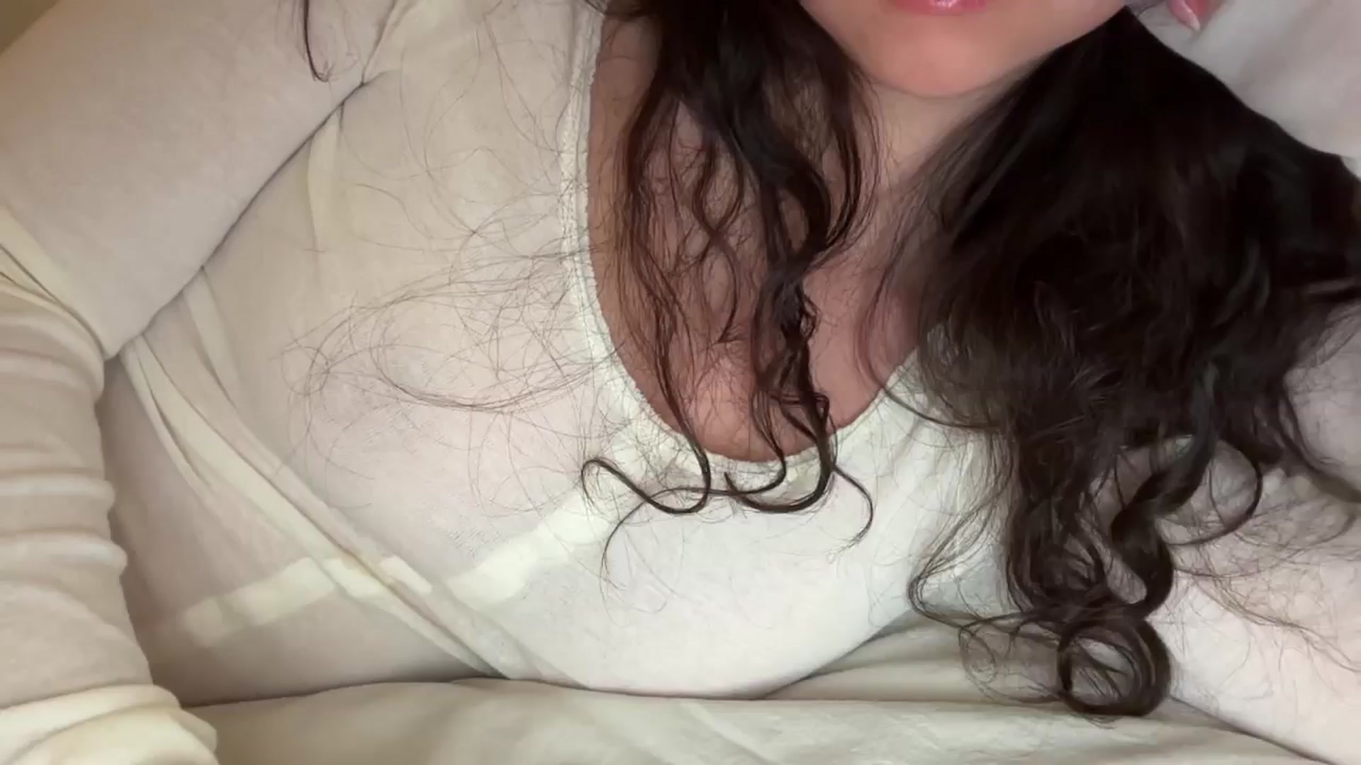 Gallery image thumbnail from cute_asian69's myfreecams stream on, 03/29/2026, 24:09 image 1 of 20